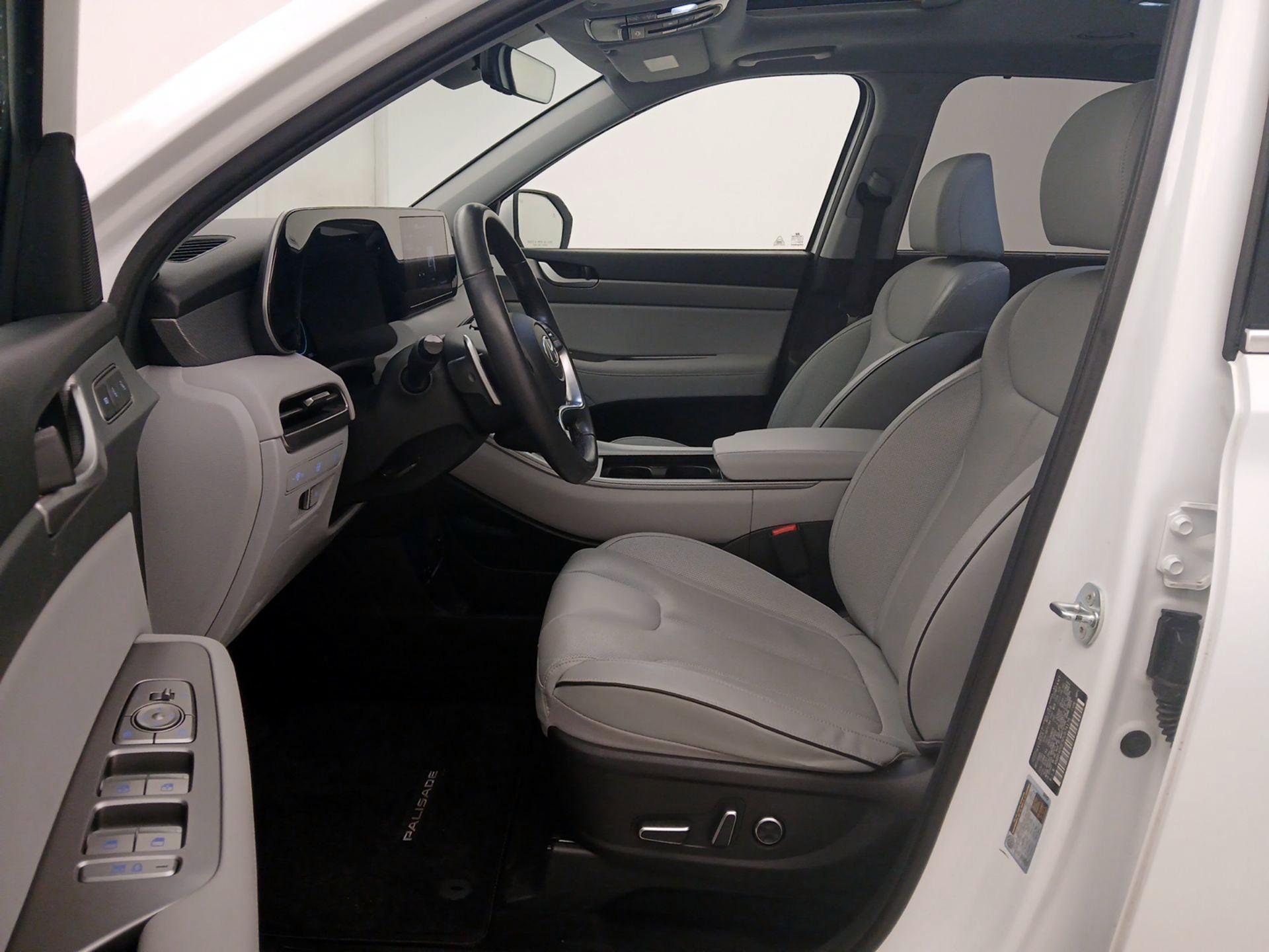 Thumbnail: 2023 Hyundai Palisade - 11