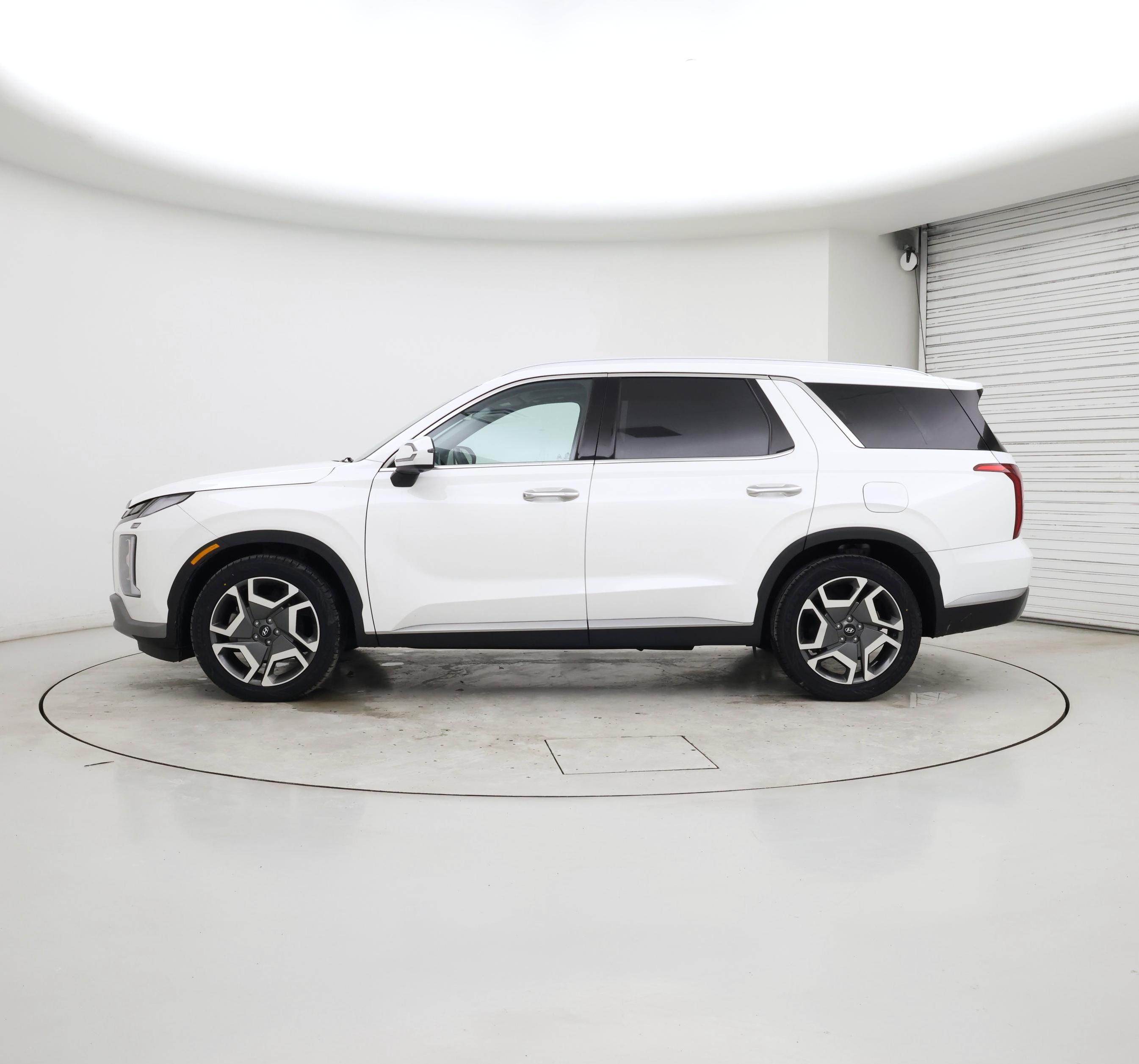 Thumbnail: 2023 Hyundai Palisade - 3