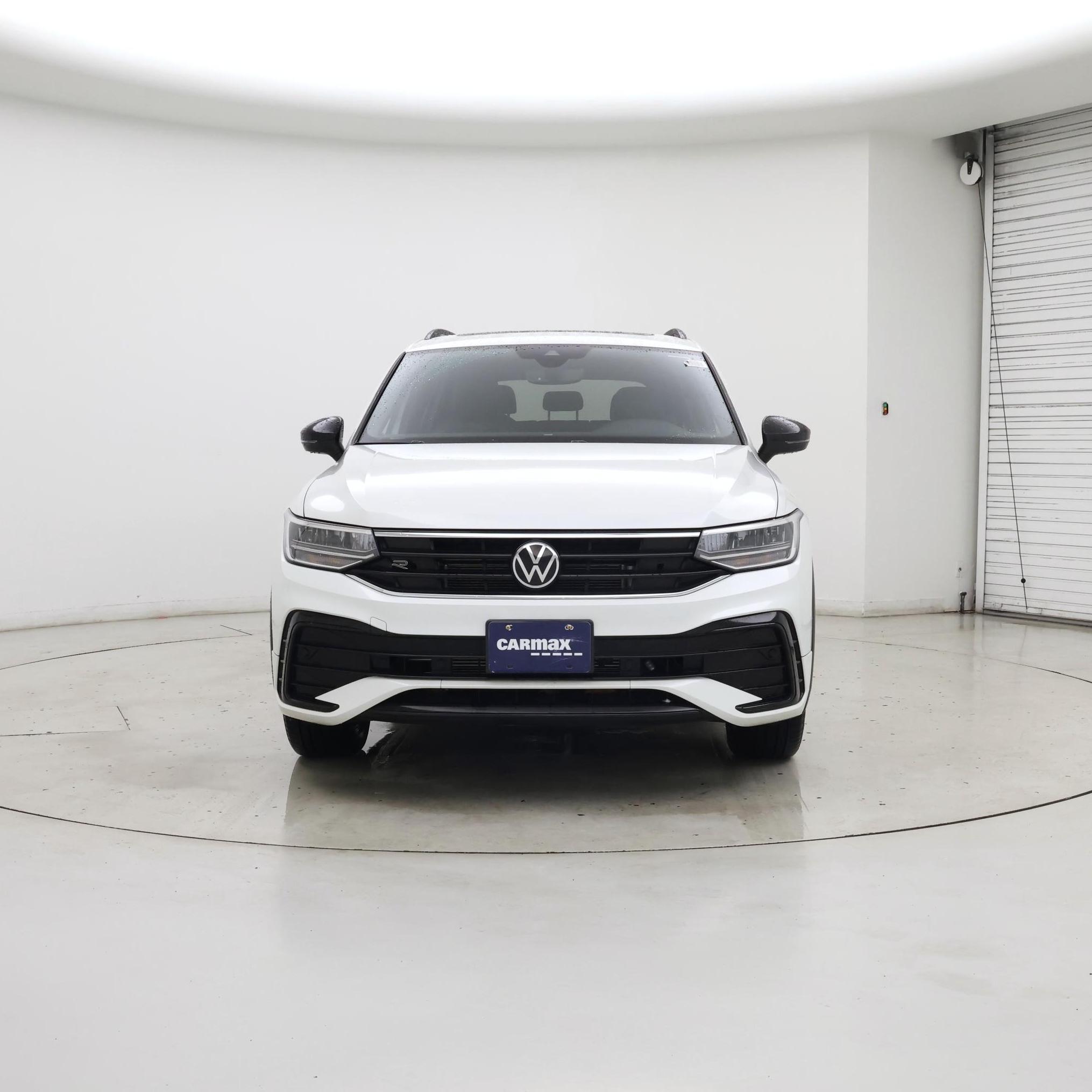 Thumbnail: 2022 Volkswagen Tiguan - 5