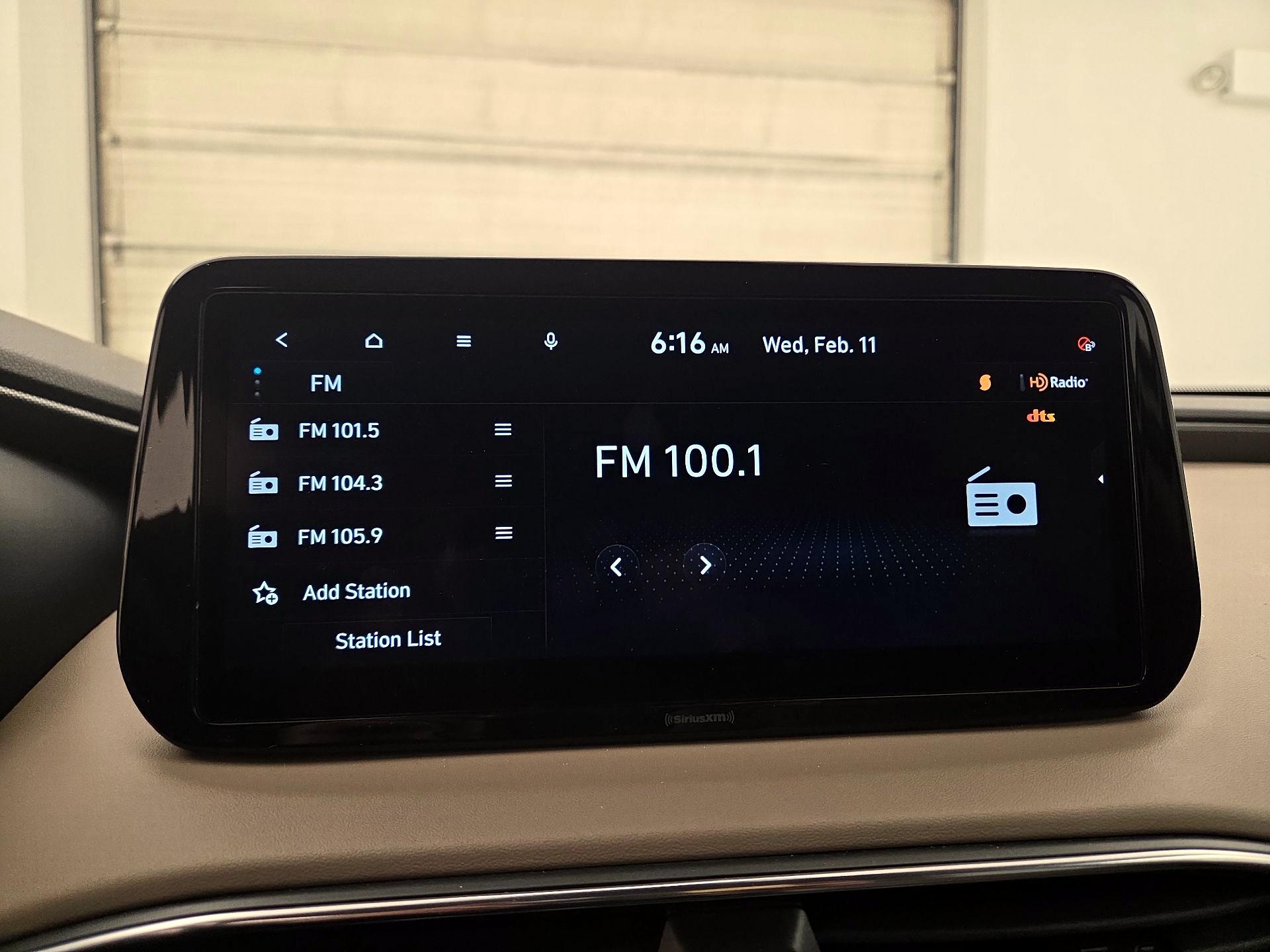 Thumbnail: 2023 Hyundai Santa Fe - 16