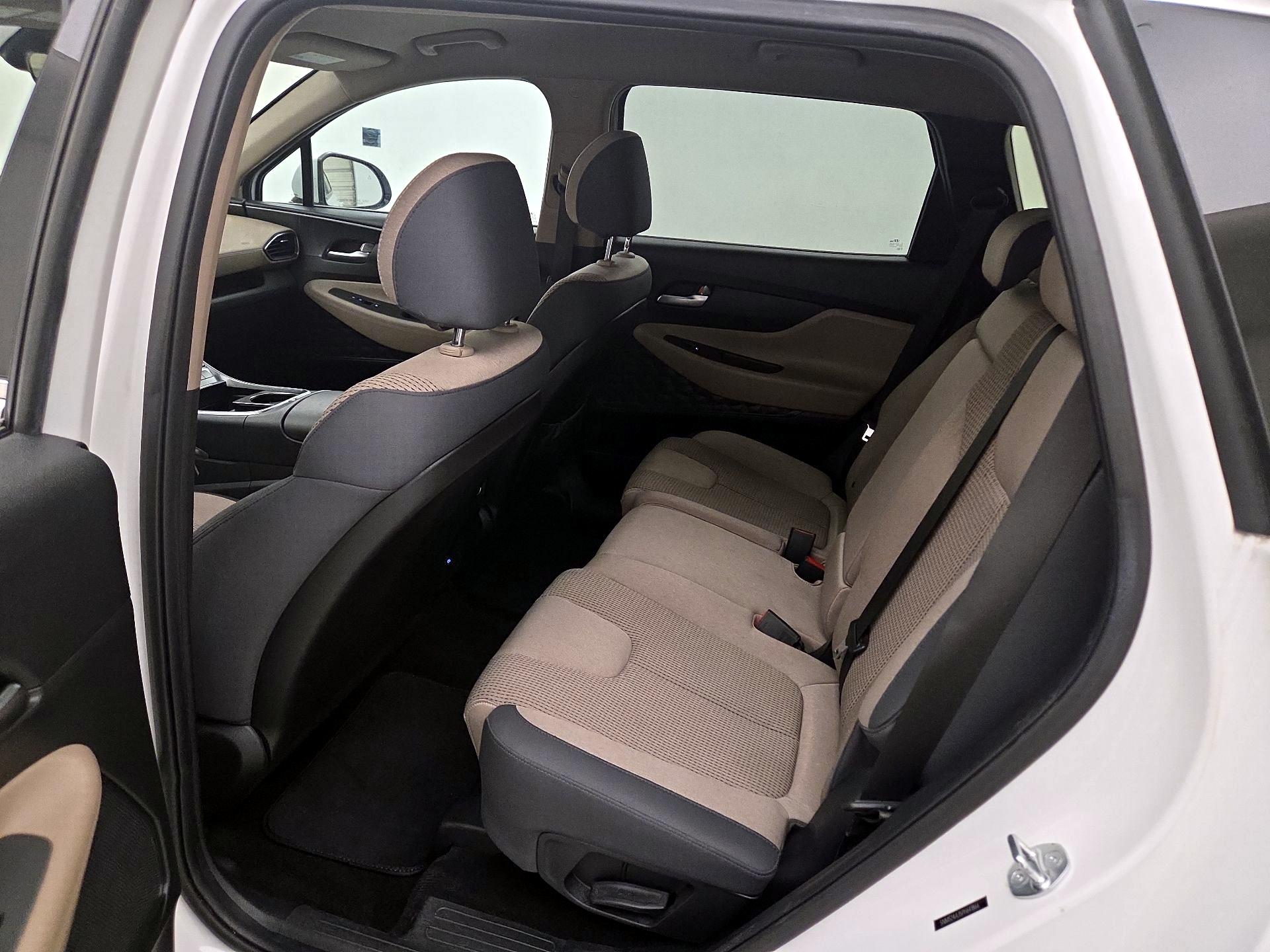 Thumbnail: 2023 Hyundai Santa Fe - 20