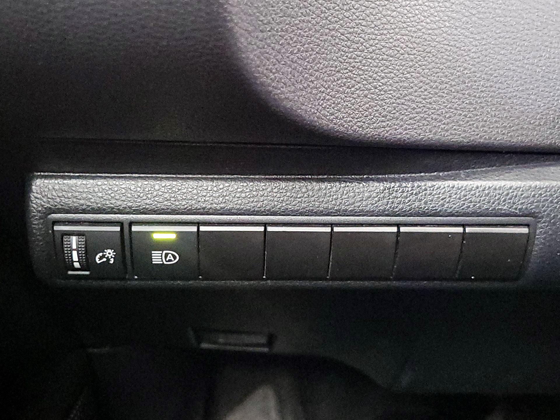 Thumbnail: 2024 Toyota Corolla - 13