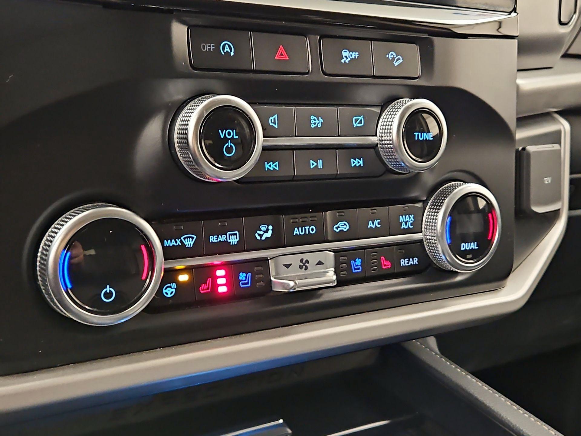 Thumbnail: 2024 Ford Expedition - 17