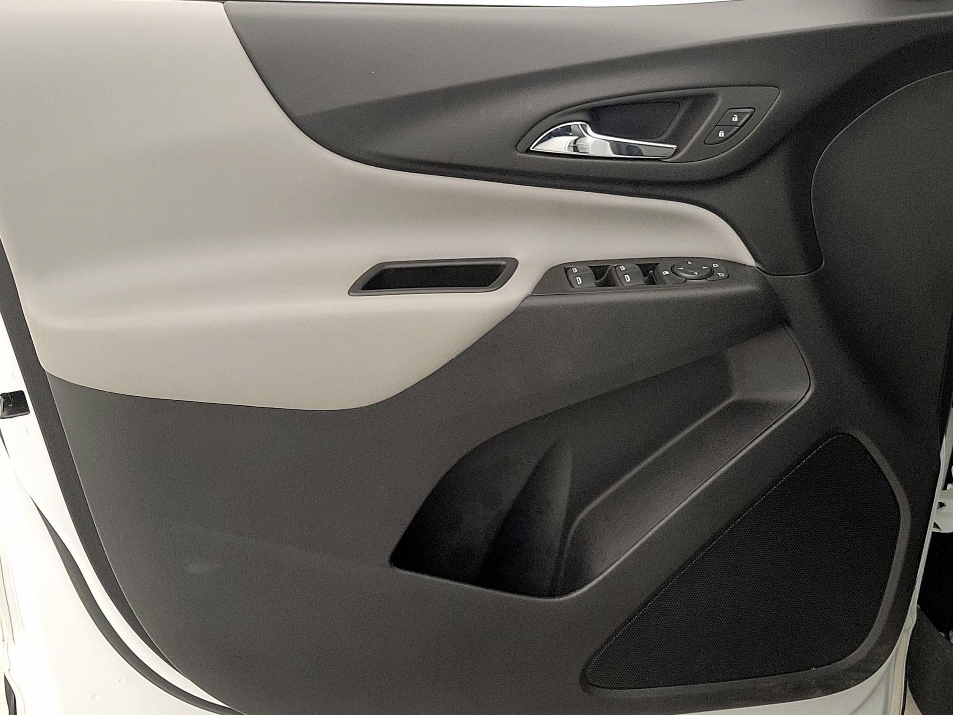 Thumbnail: 2022 Chevrolet Equinox - 12