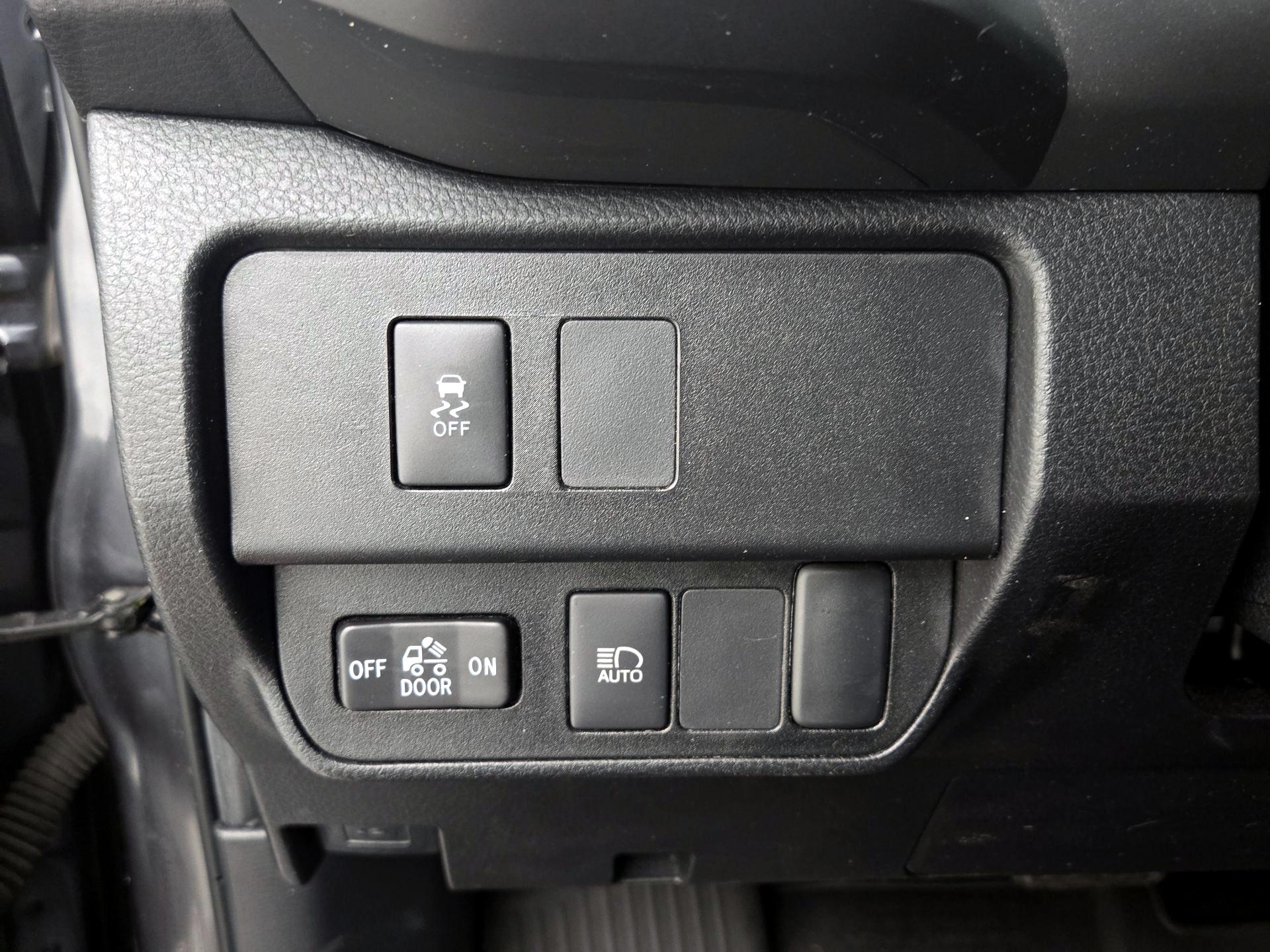 Thumbnail: 2023 Toyota Tacoma - 13