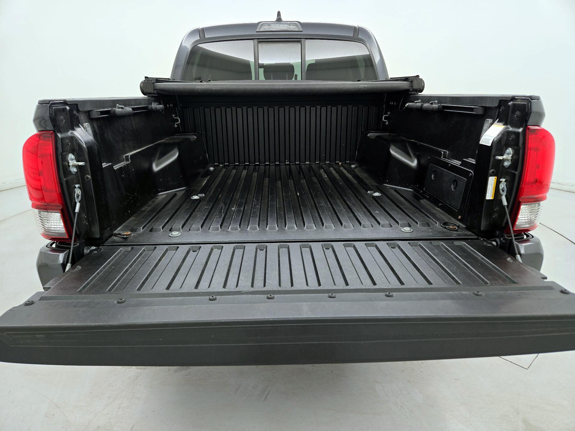 Thumbnail: 2023 Toyota Tacoma - 20