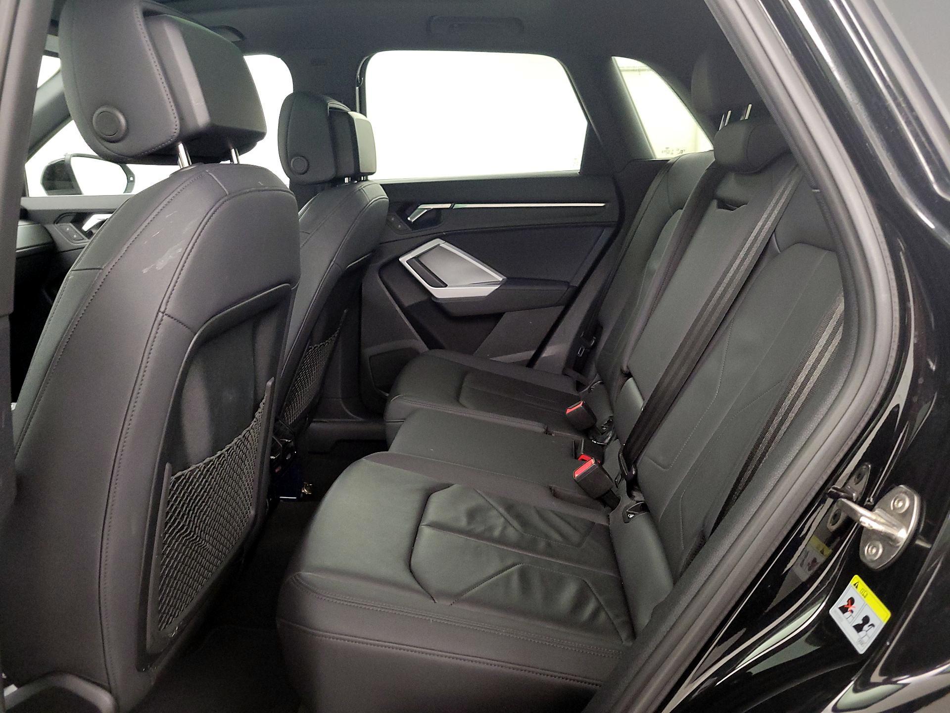 Thumbnail: 2023 Audi Q3 - 20