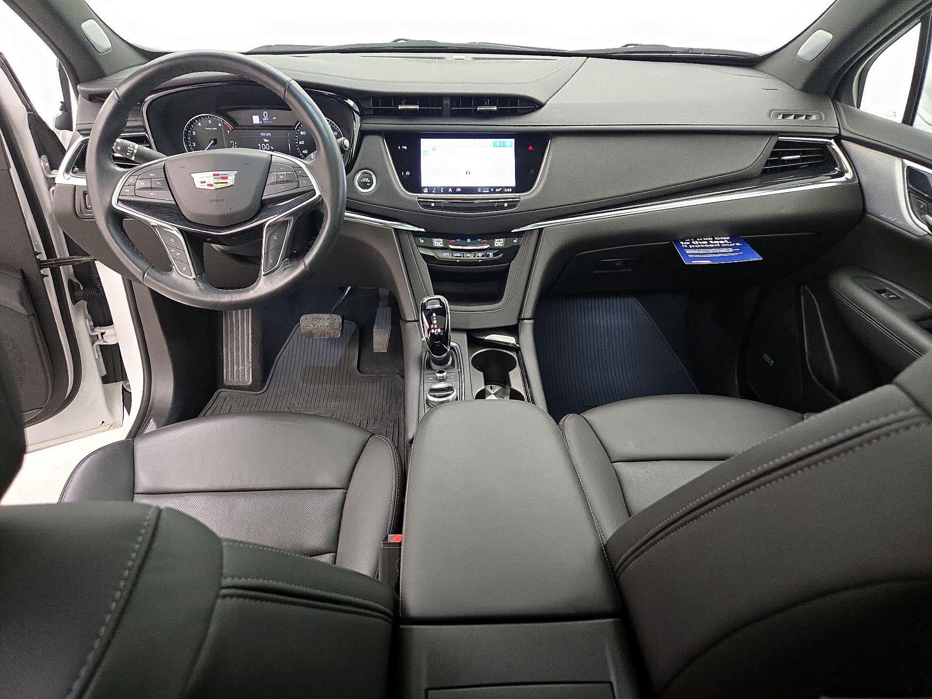 Thumbnail: 2023 Cadillac XT5 - 9