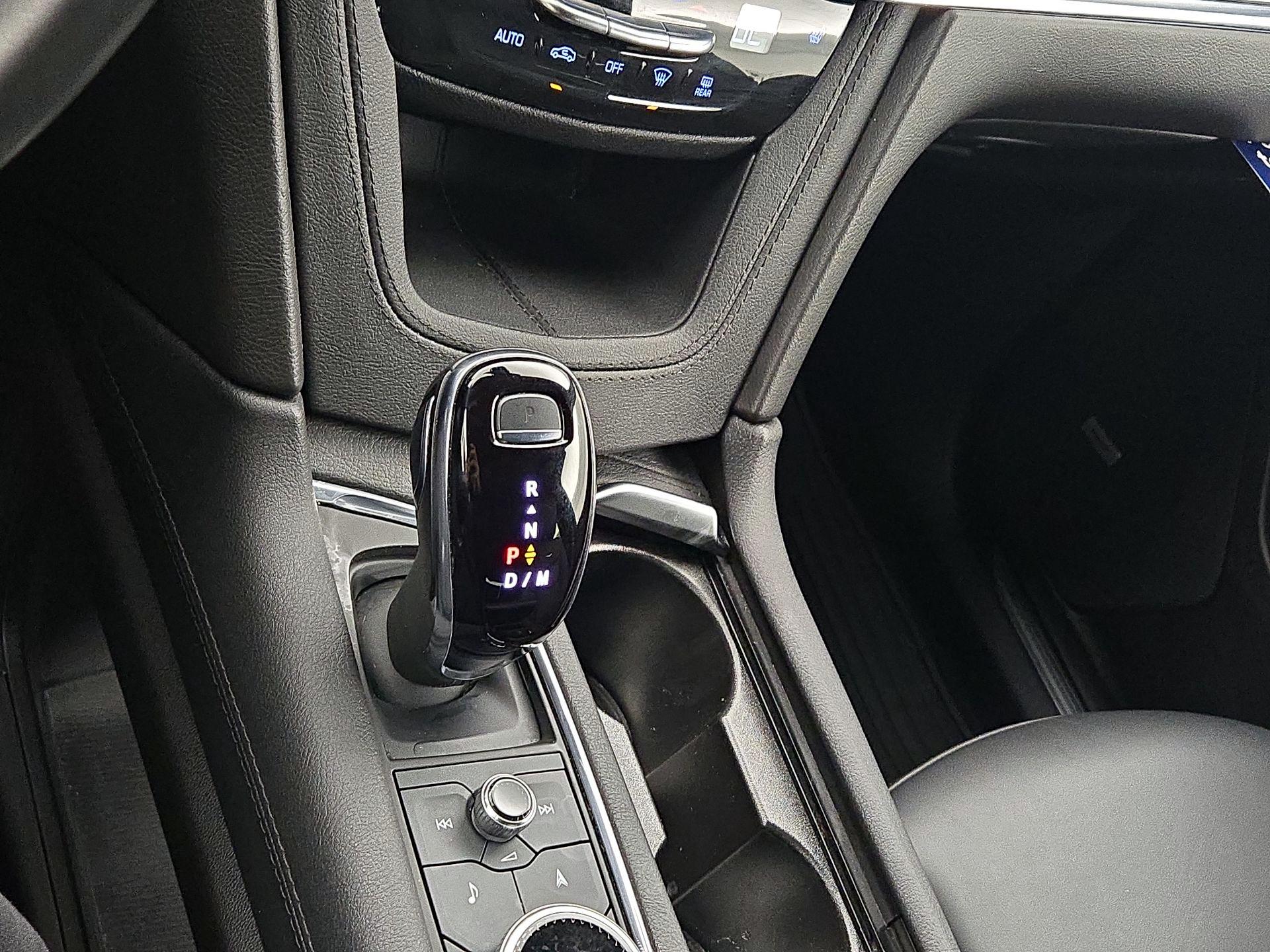 Thumbnail: 2023 Cadillac XT5 - 18