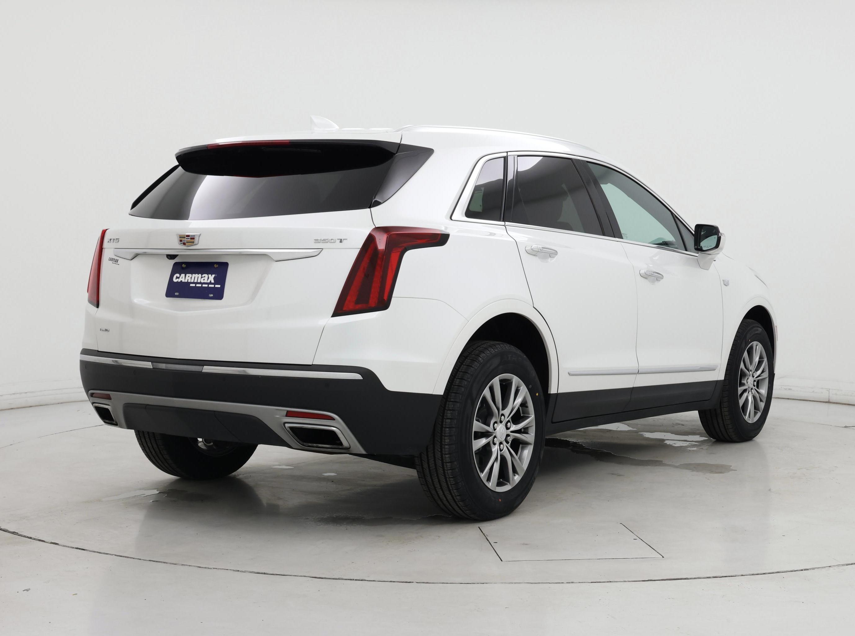 Thumbnail: 2023 Cadillac XT5 - 8