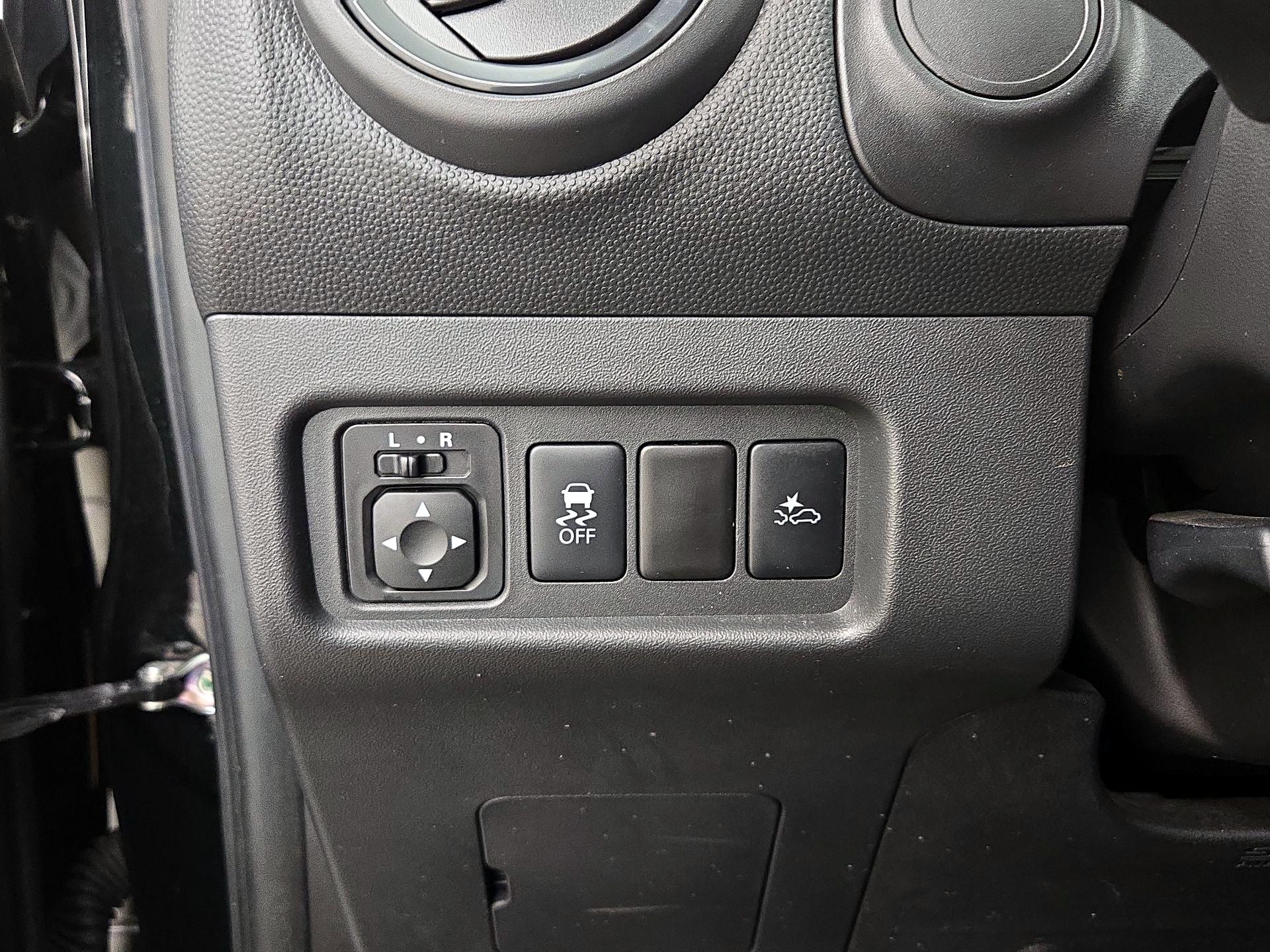 Thumbnail: 2023 Mitsubishi Mirage G4 - 13
