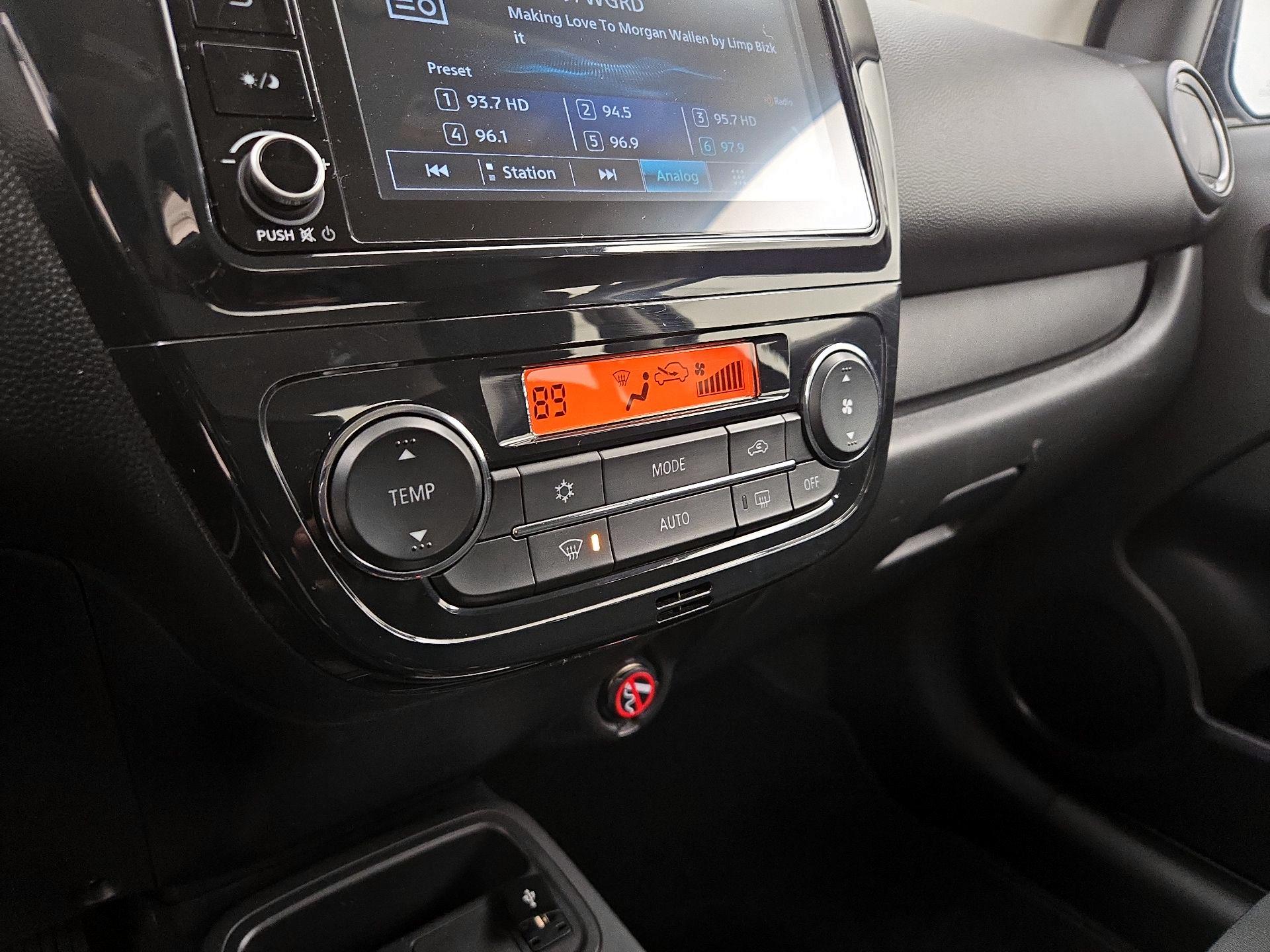 Thumbnail: 2023 Mitsubishi Mirage G4 - 16