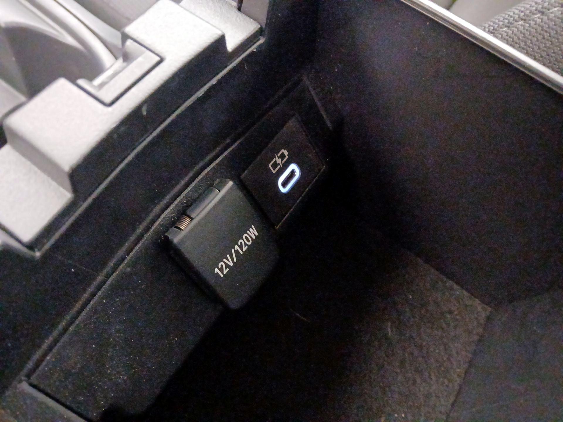 Thumbnail: 2024 Toyota Corolla - 19