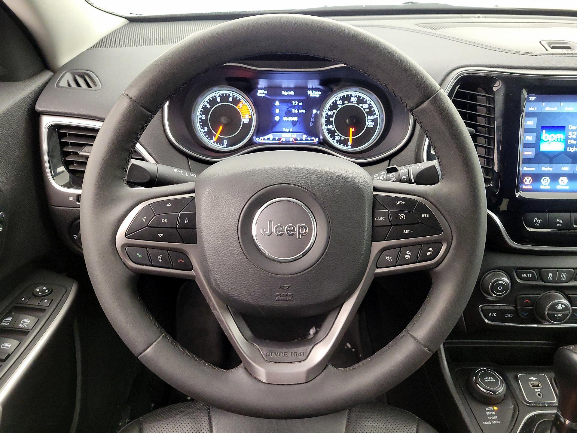 Thumbnail: 2021 Jeep Cherokee - 10