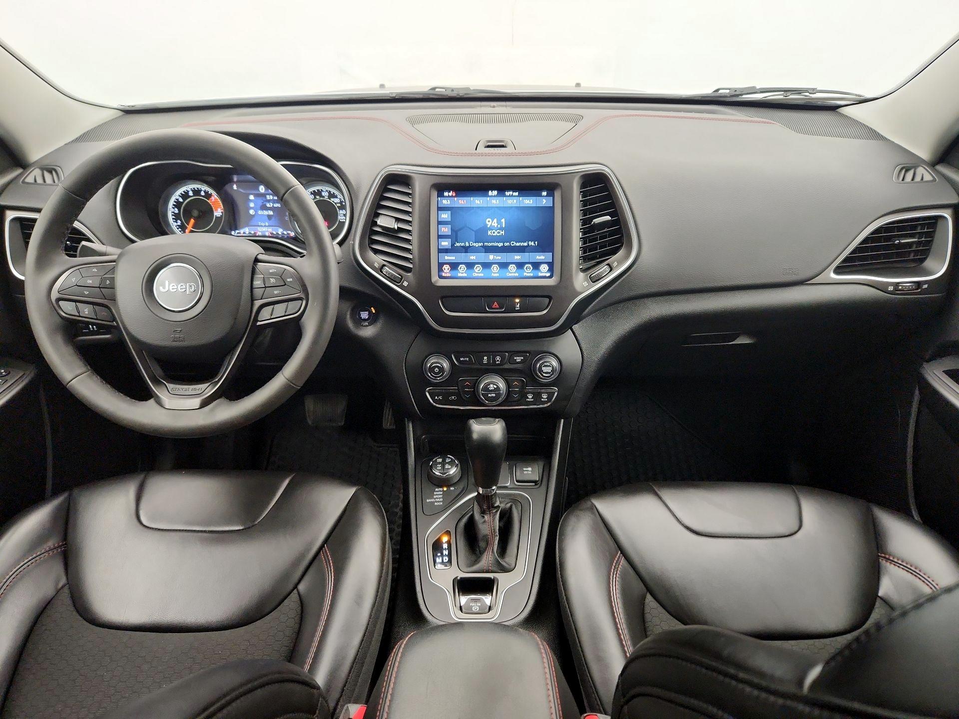 Thumbnail: 2022 Jeep Cherokee - 9