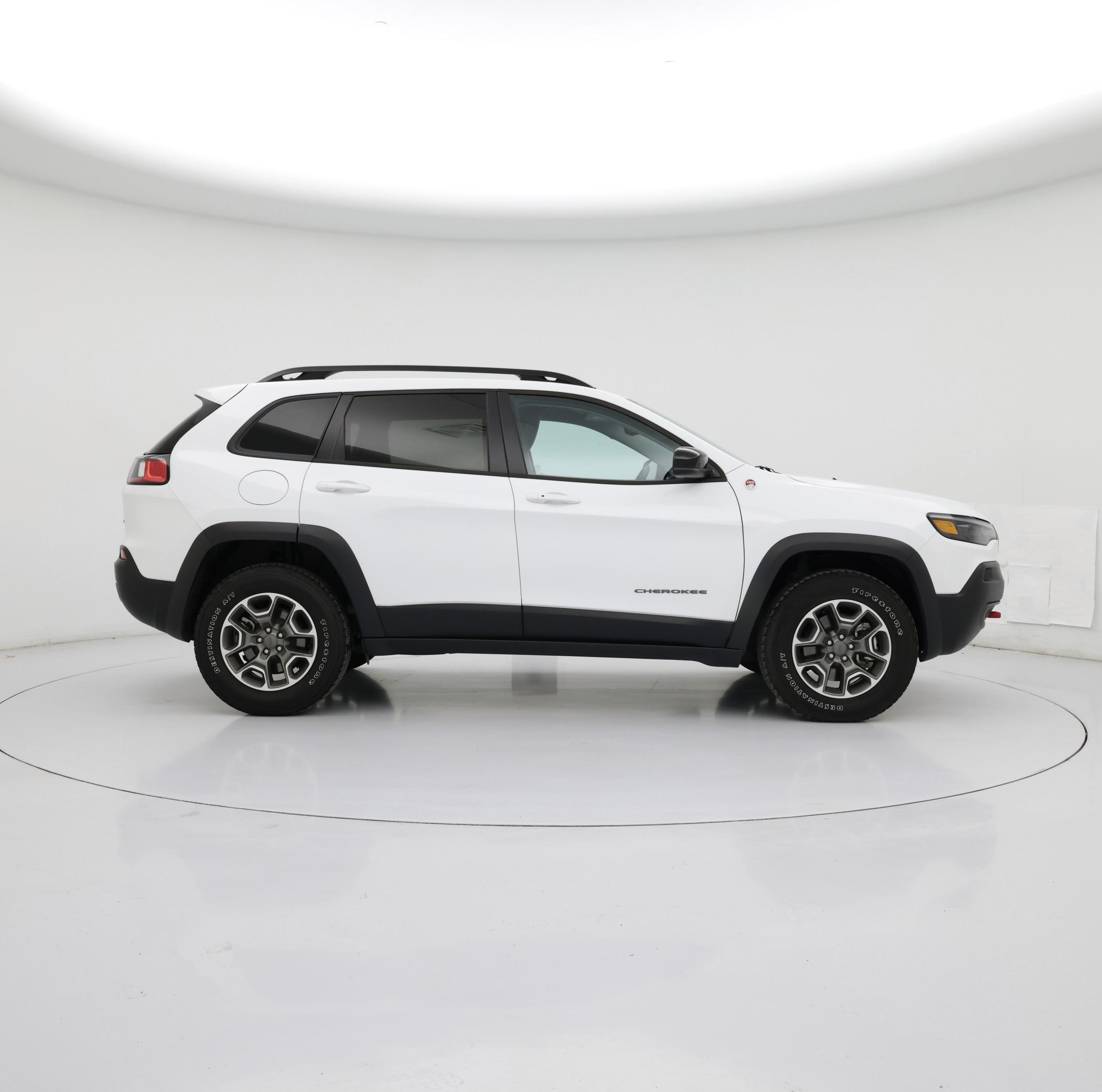 Thumbnail: 2022 Jeep Cherokee - 7