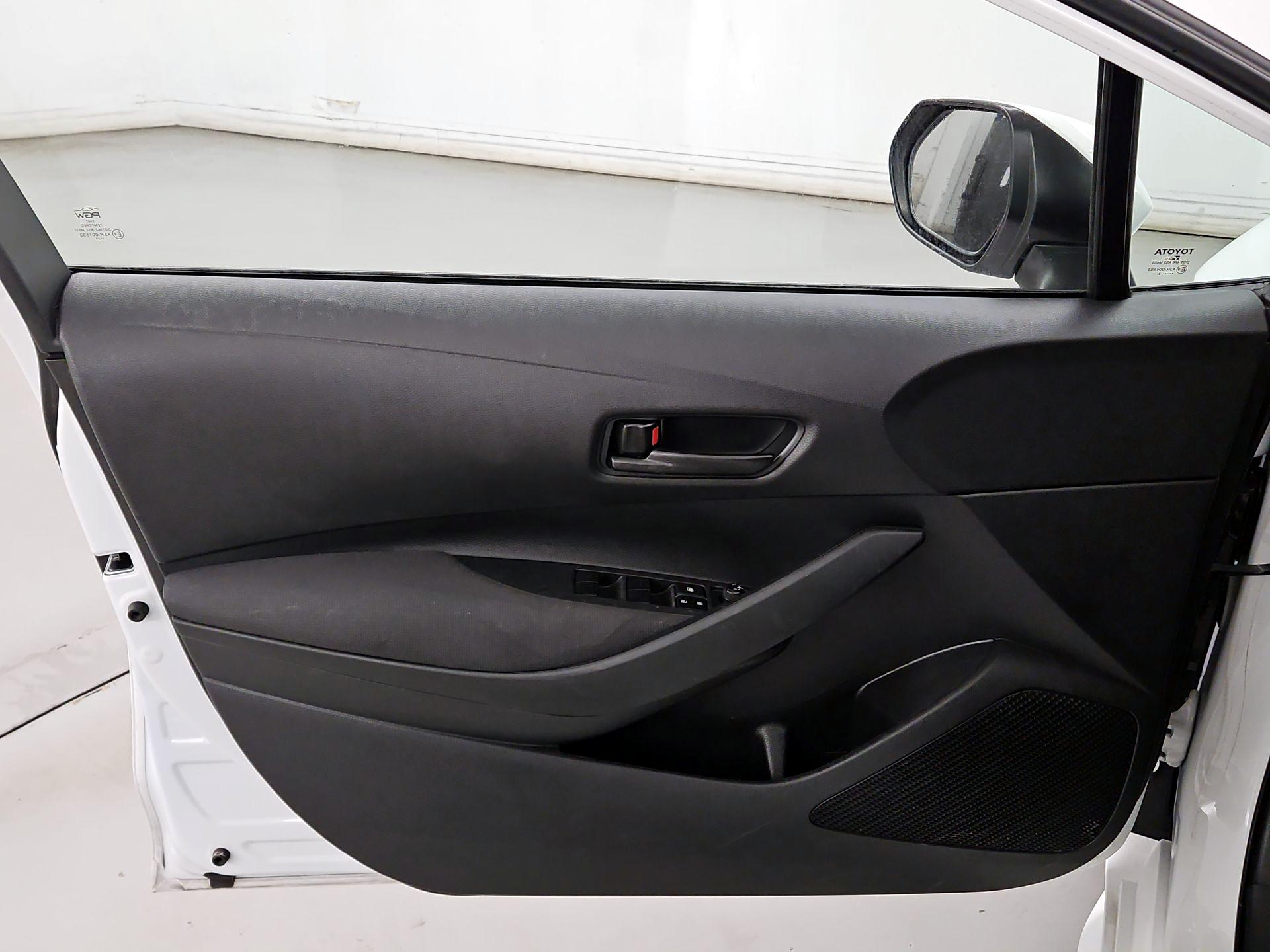 Thumbnail: 2023 Toyota Corolla - 12