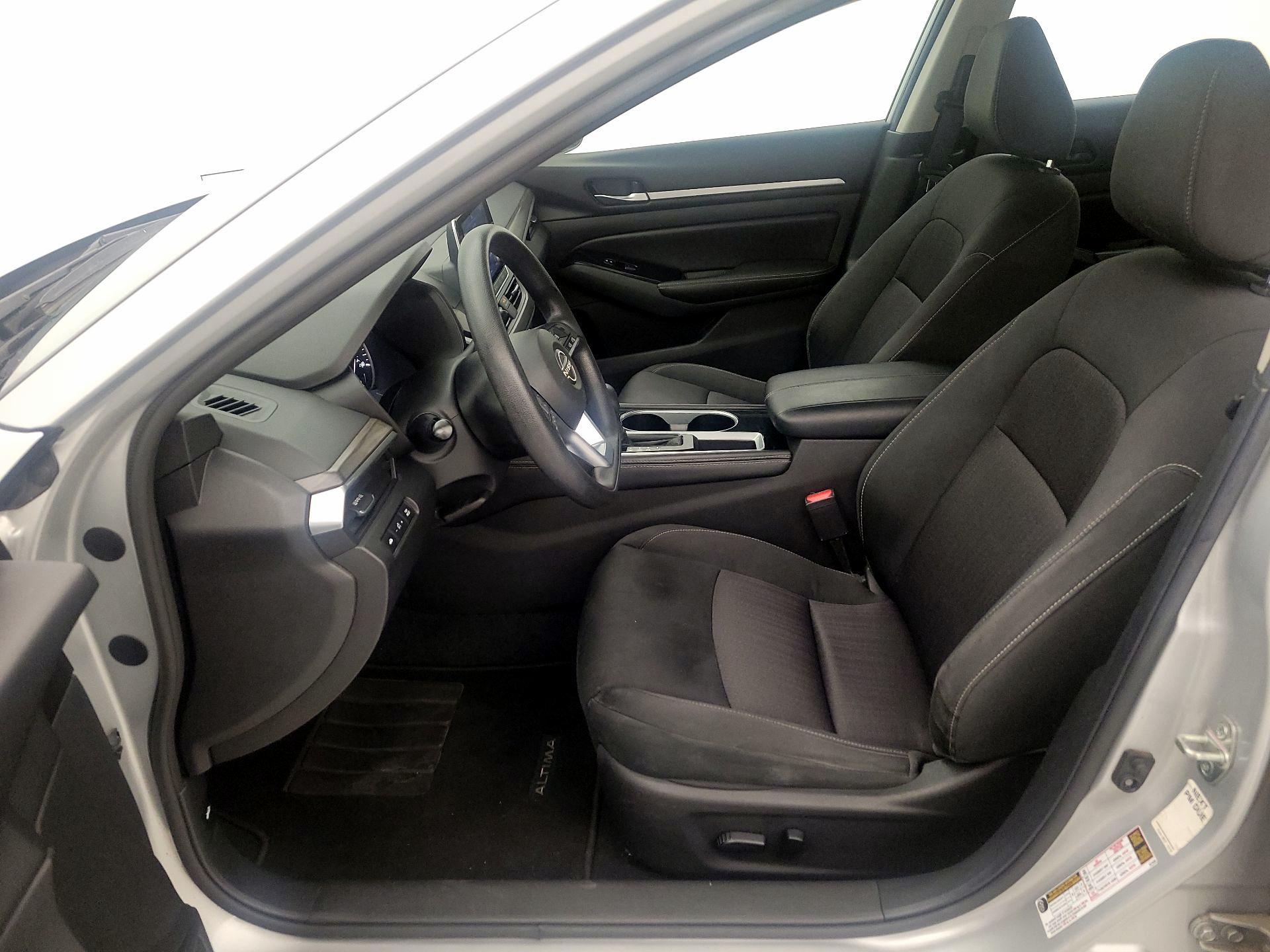 Thumbnail: 2023 Nissan Altima - 11