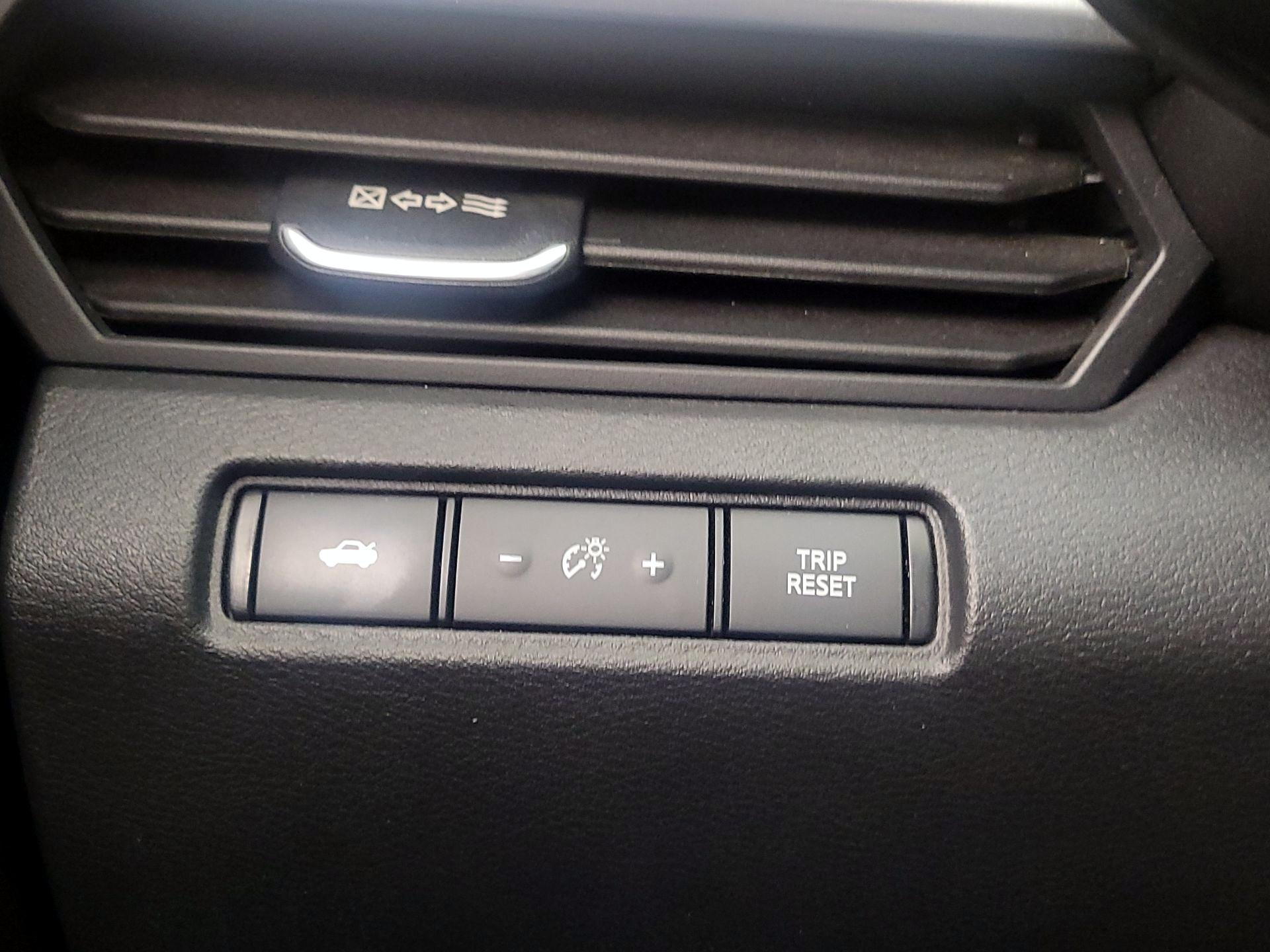 Thumbnail: 2023 Nissan Altima - 13