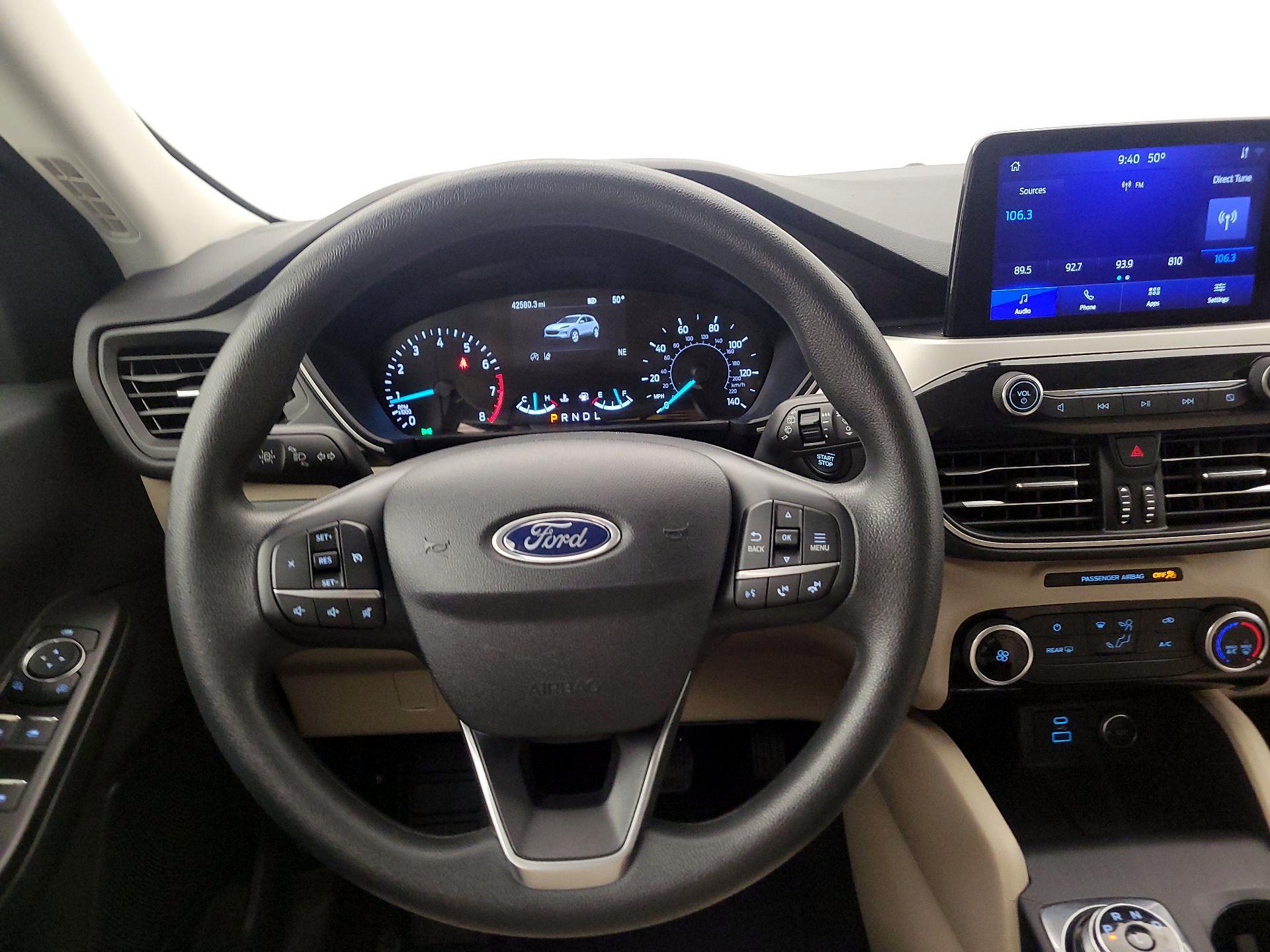 Thumbnail: 2021 Ford Escape - 10