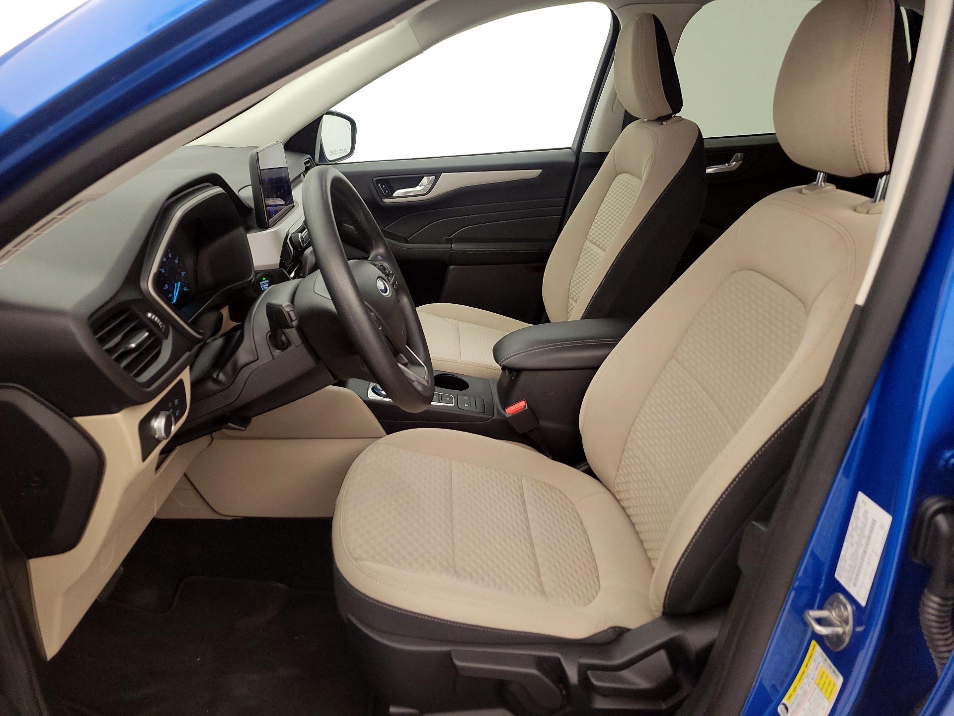 Thumbnail: 2021 Ford Escape - 11