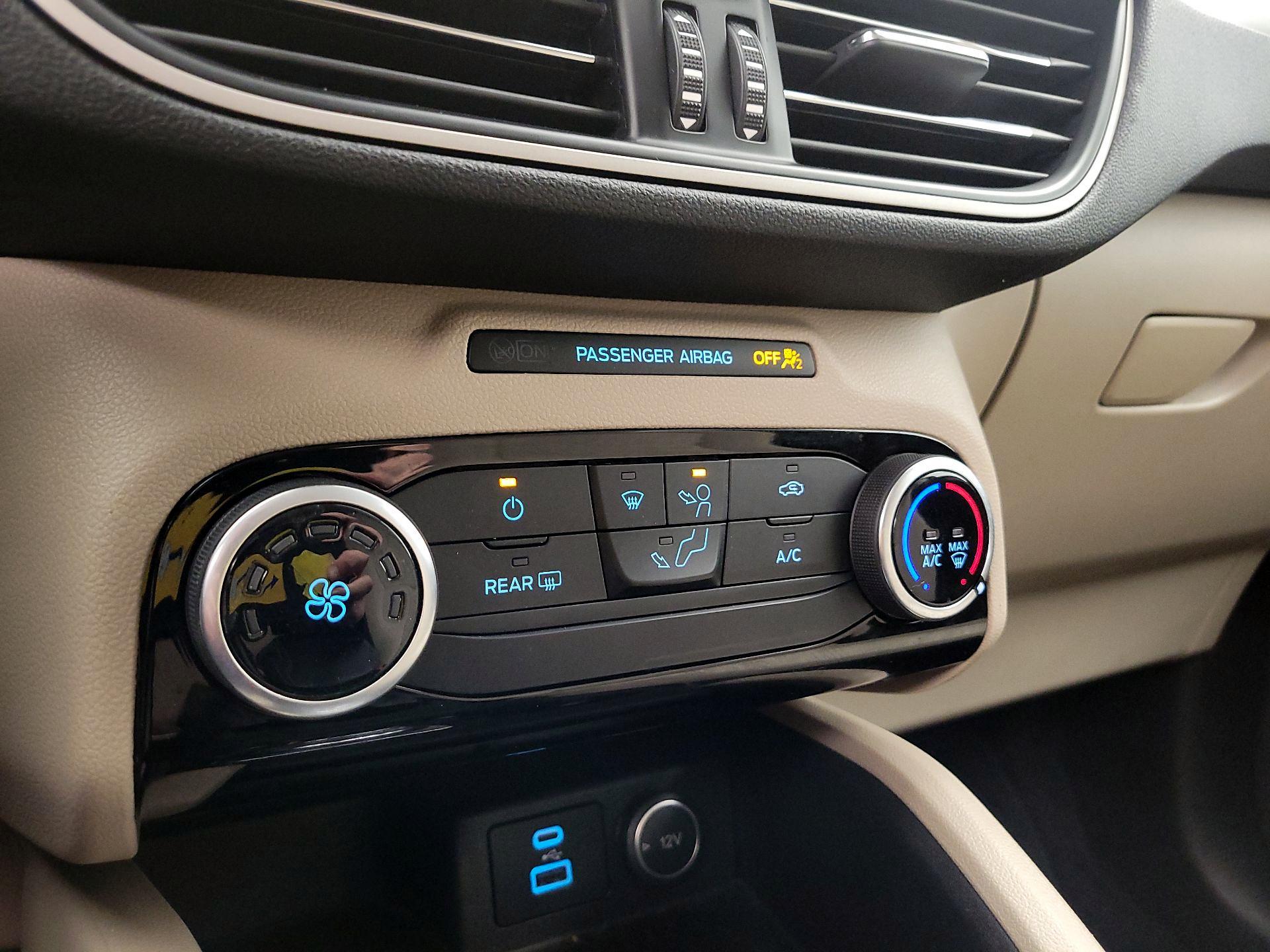 Thumbnail: 2021 Ford Escape - 16