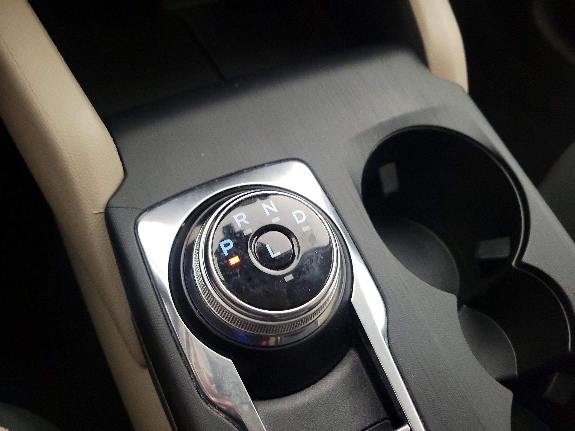 Thumbnail: 2021 Ford Escape - 17