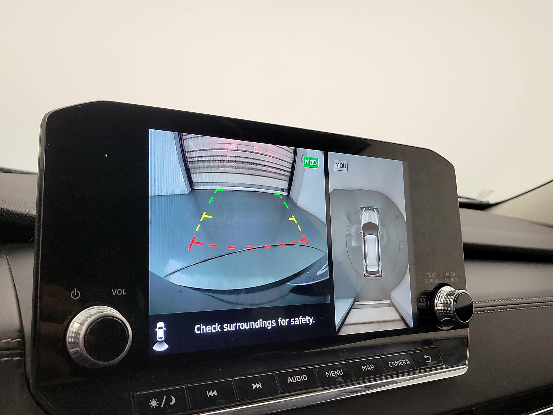 Thumbnail: 2022 Mitsubishi Outlander - 14