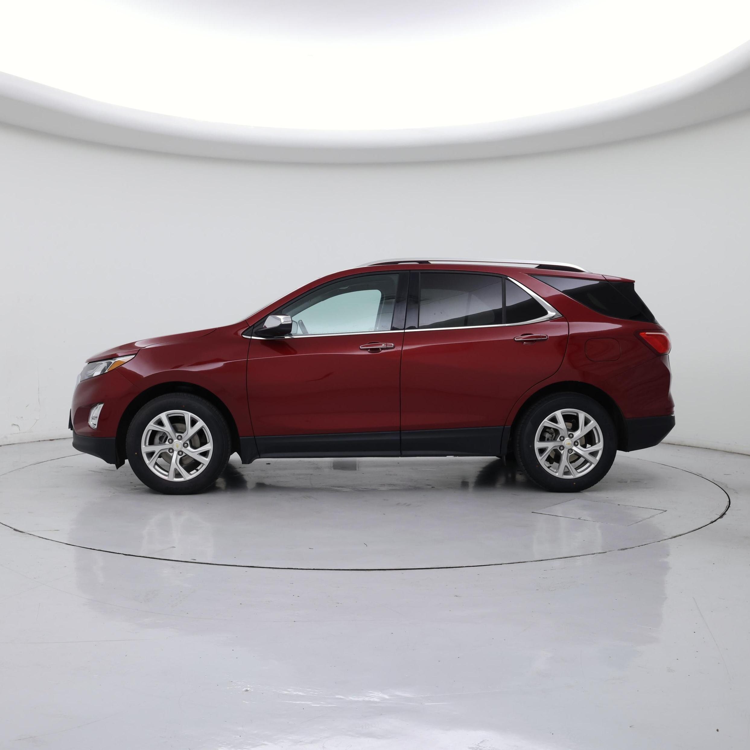 Thumbnail: 2021 Chevrolet Equinox - 3