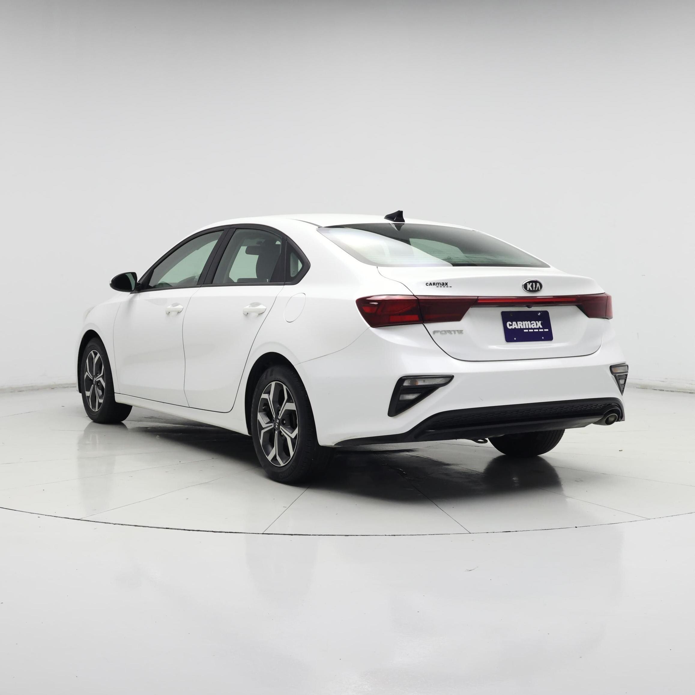 Thumbnail: 2021 Kia Forte - 2