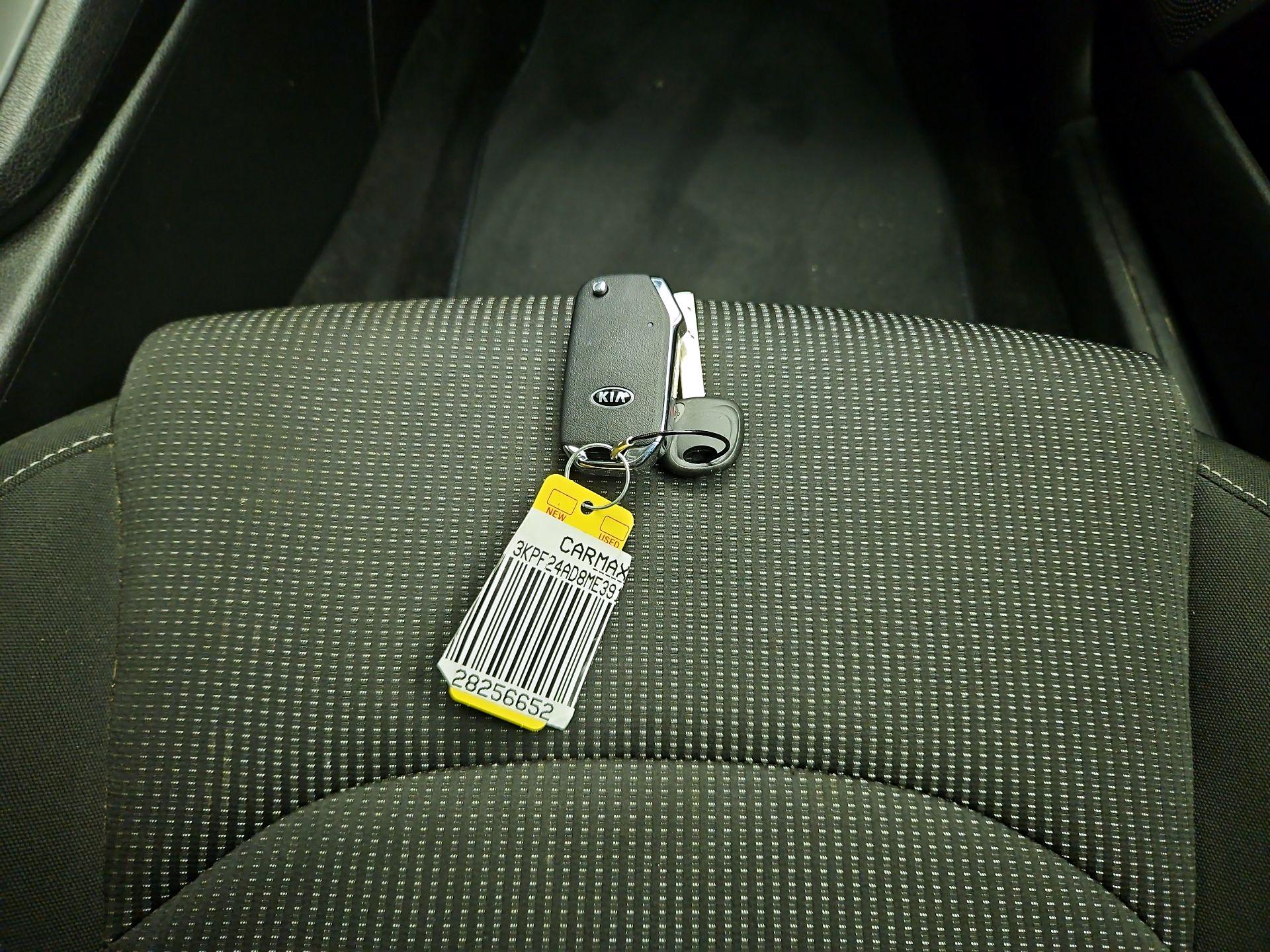 Thumbnail: 2021 Kia Forte - 20