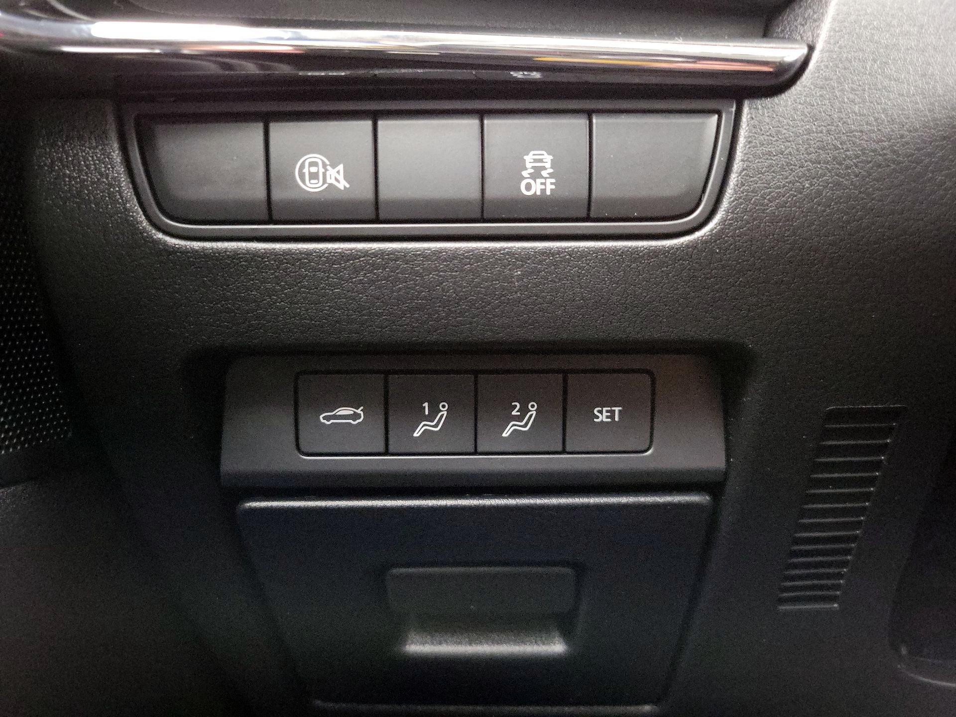 Thumbnail: 2024 Mazda Mazda3 - 13