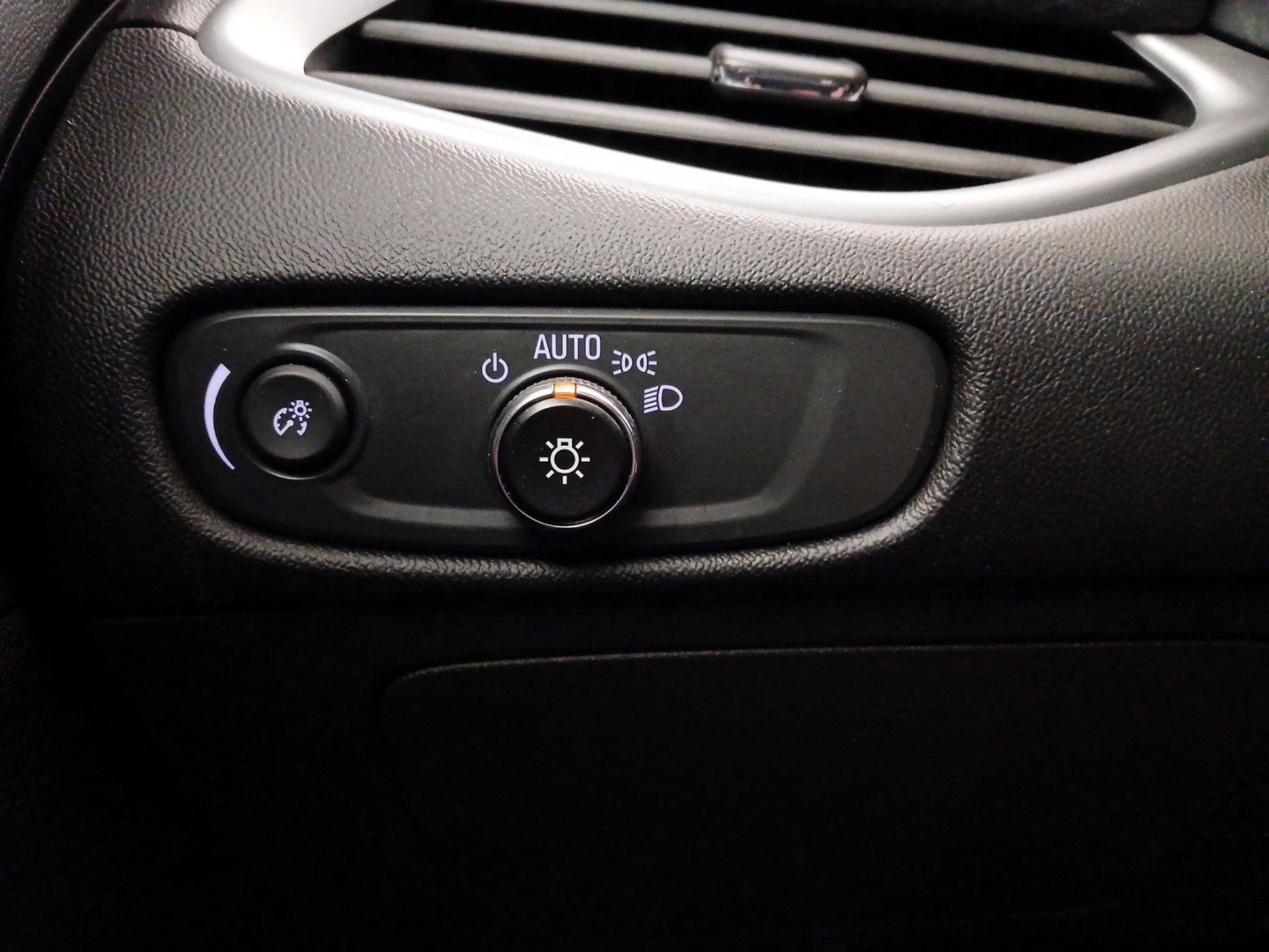 Thumbnail: 2023 Chevrolet Malibu - 13