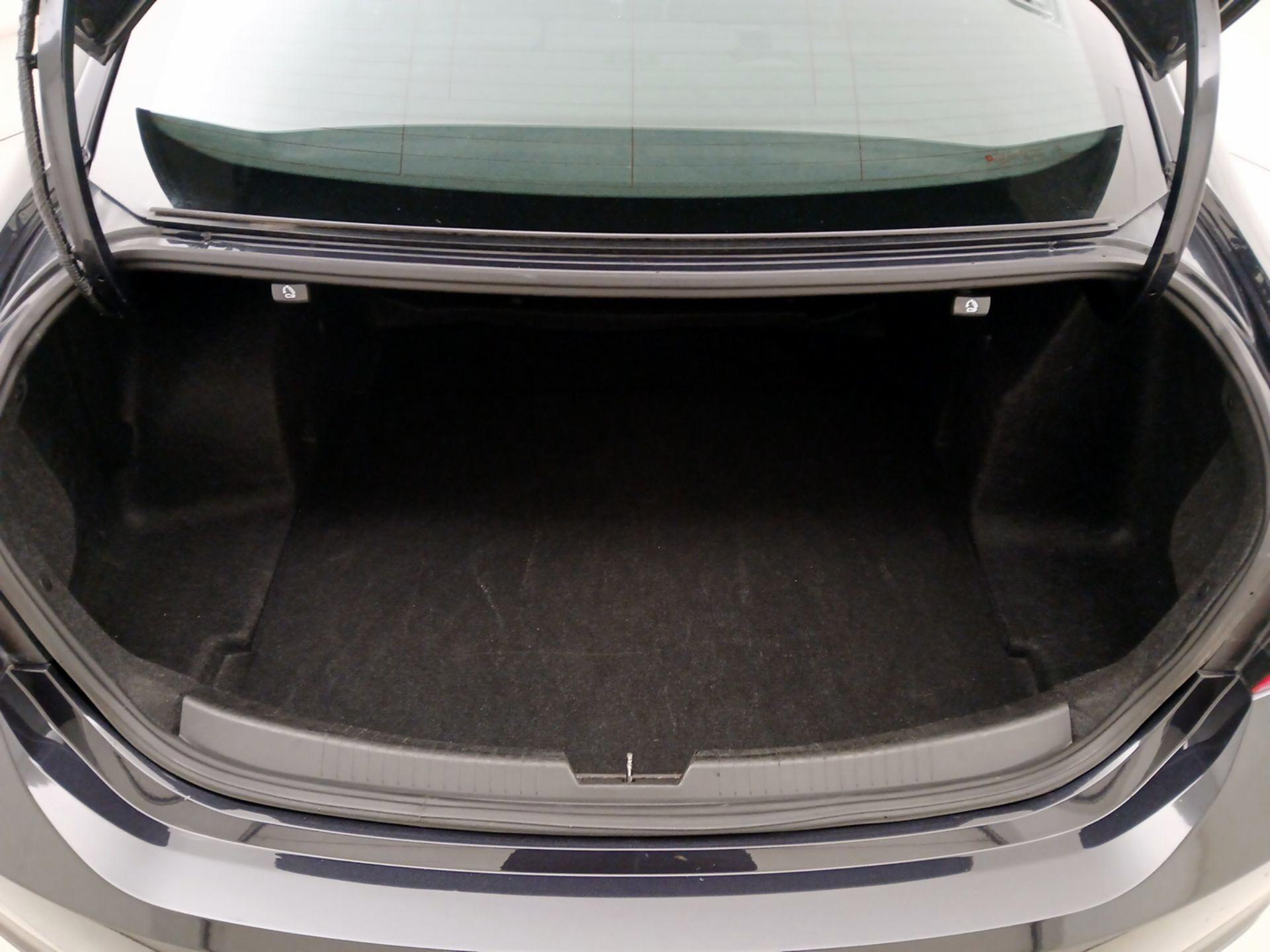 Thumbnail: 2023 Chevrolet Malibu - 20