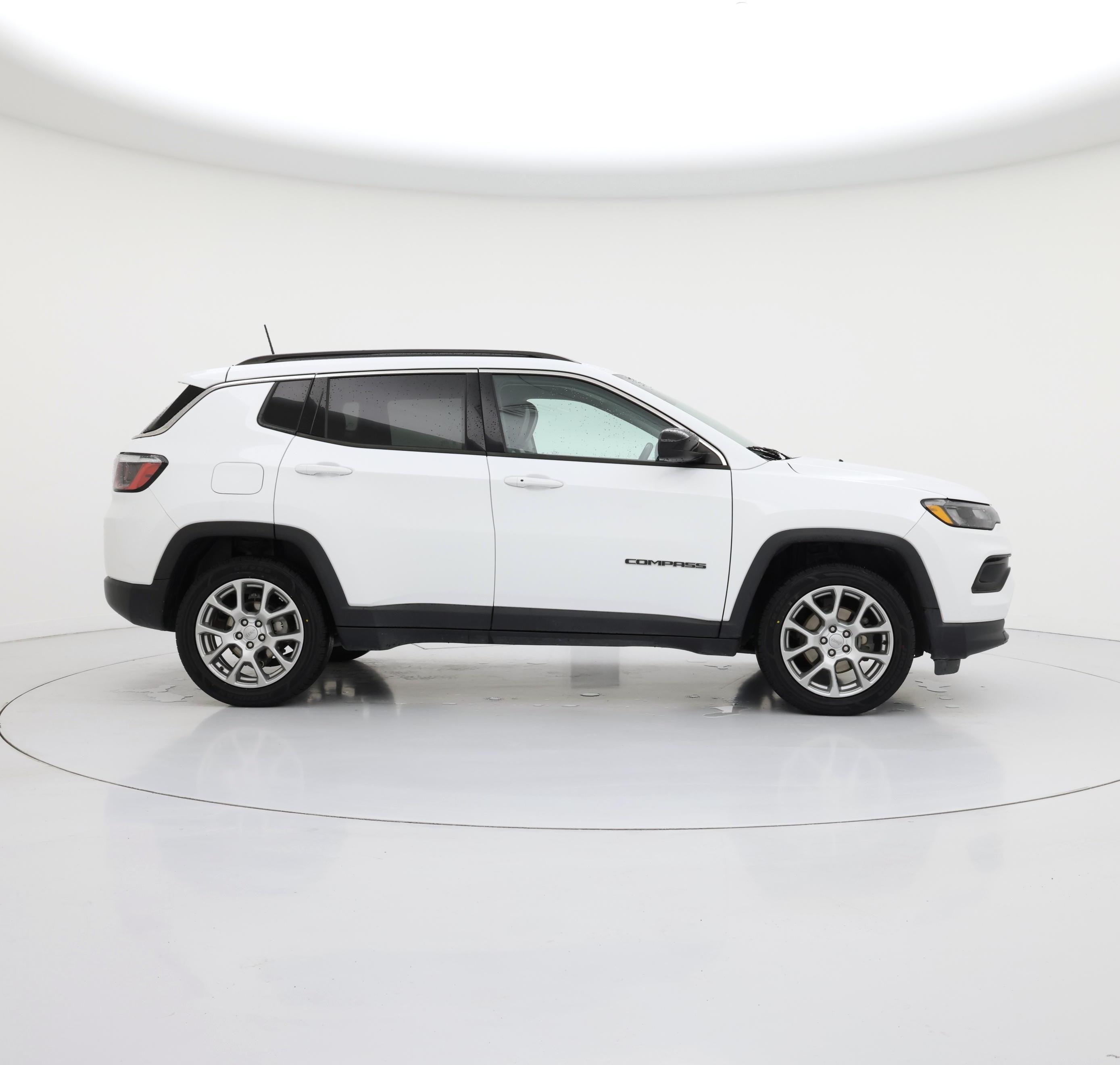 Thumbnail: 2022 Jeep Compass - 7