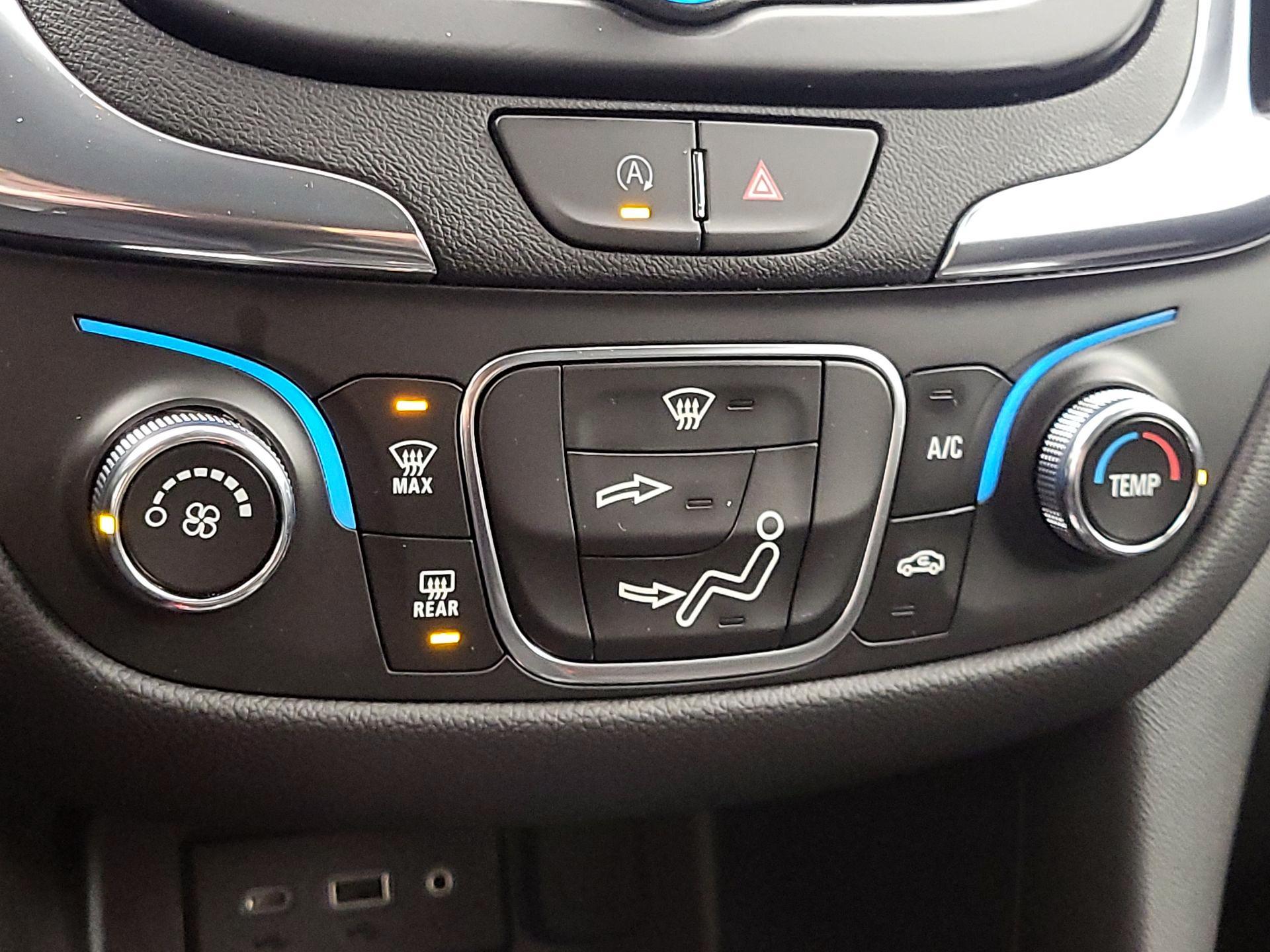 Thumbnail: 2023 Chevrolet Equinox - 16