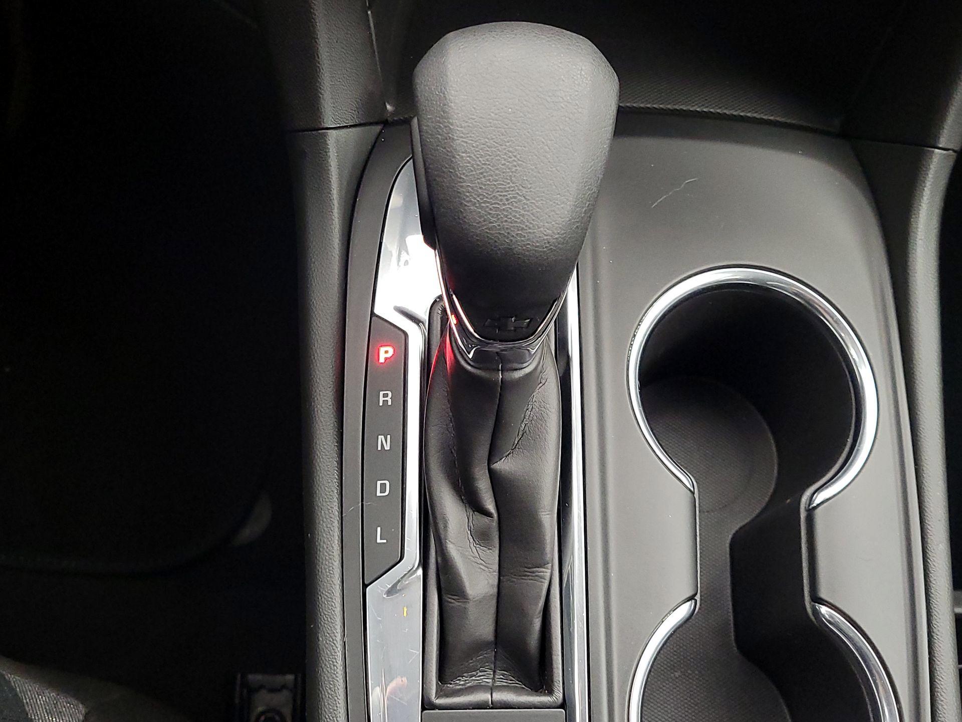 Thumbnail: 2023 Chevrolet Equinox - 17