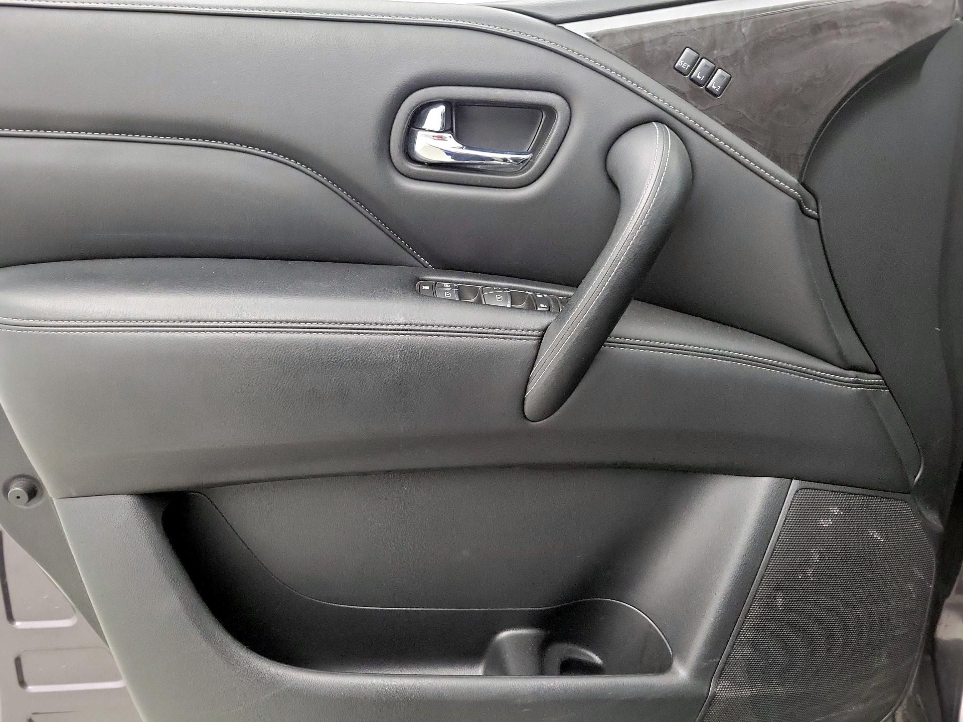 Thumbnail: 2024 INFINITI QX80 - 12