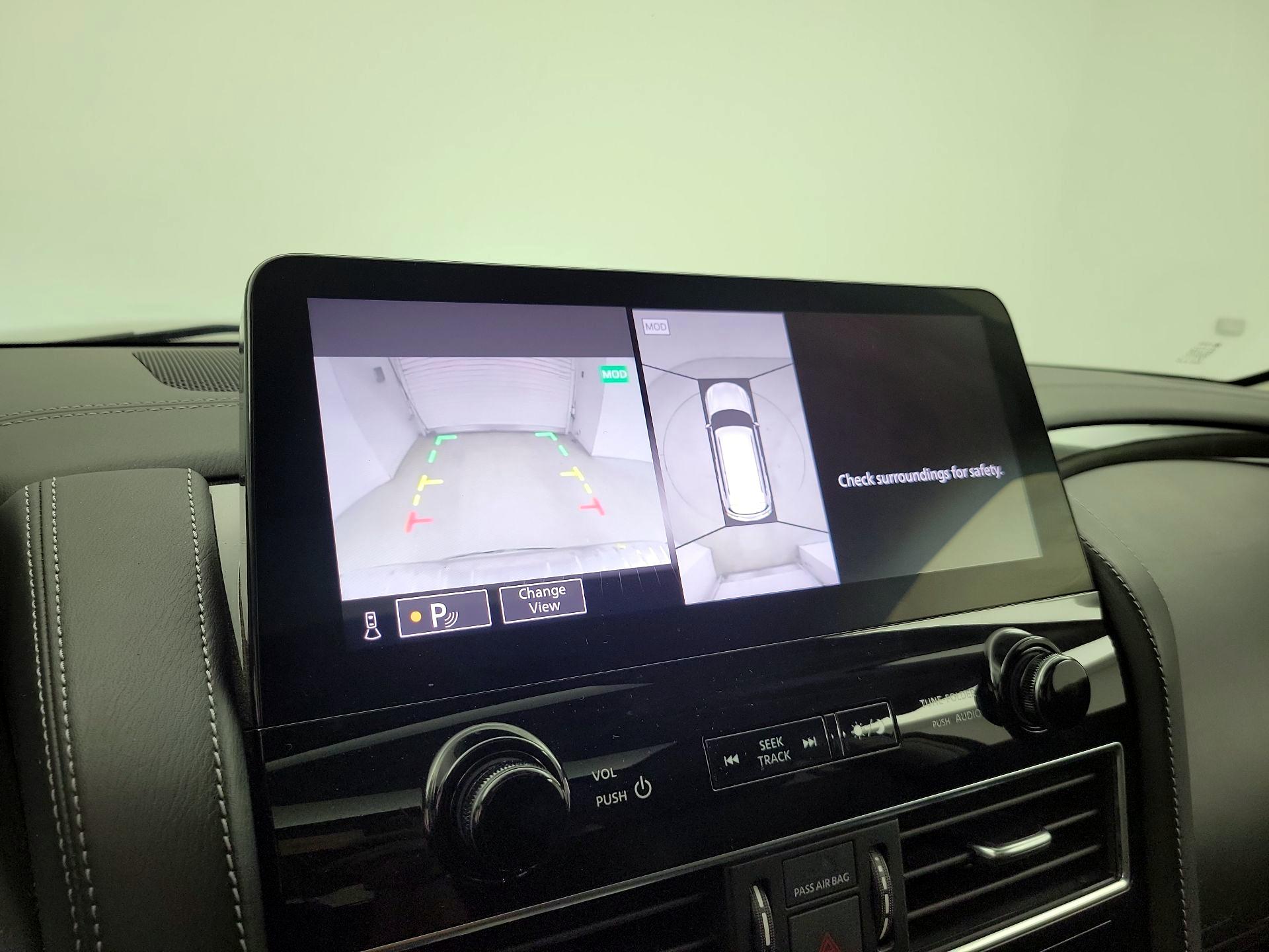 Thumbnail: 2024 INFINITI QX80 - 15