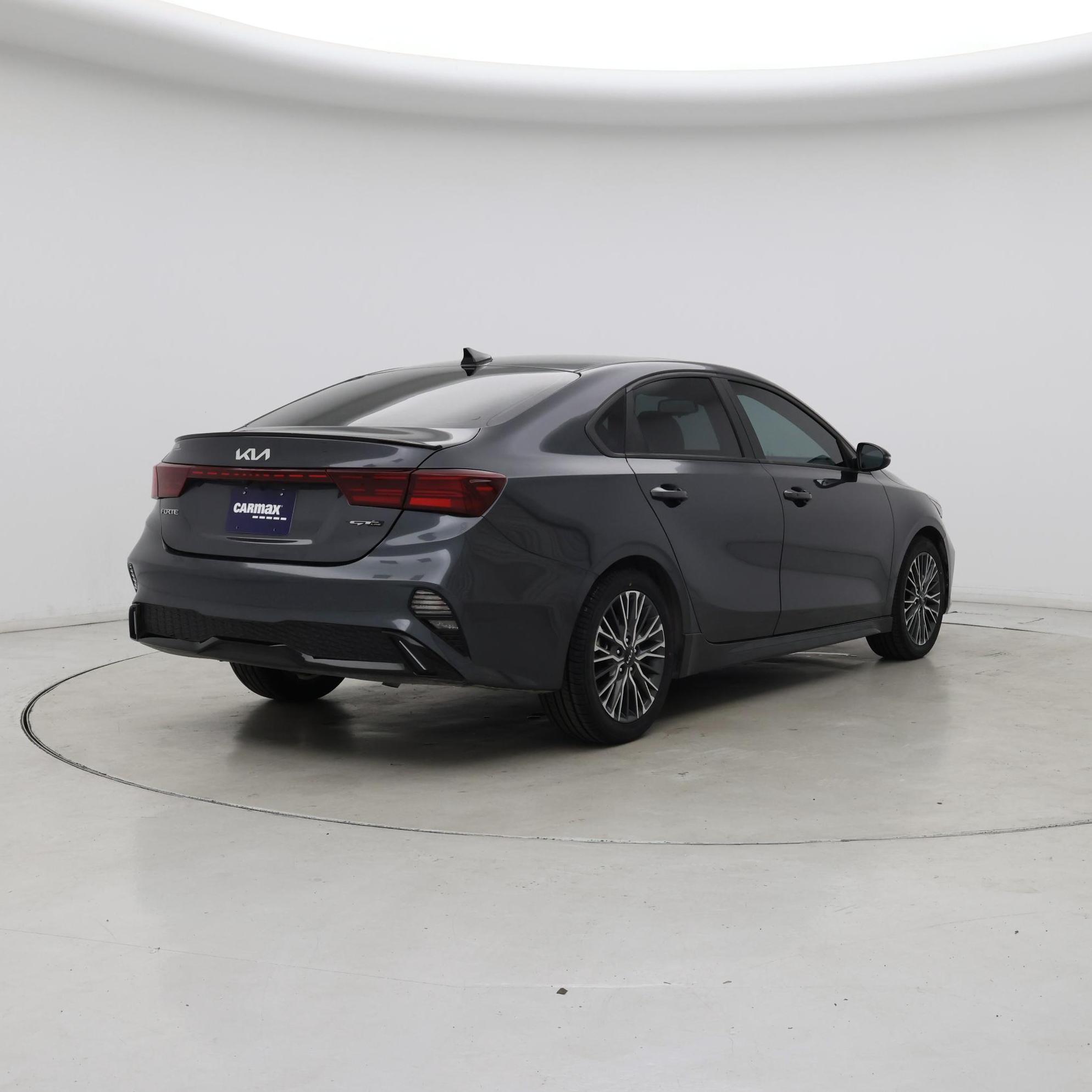 Thumbnail: 2023 Kia Forte - 8