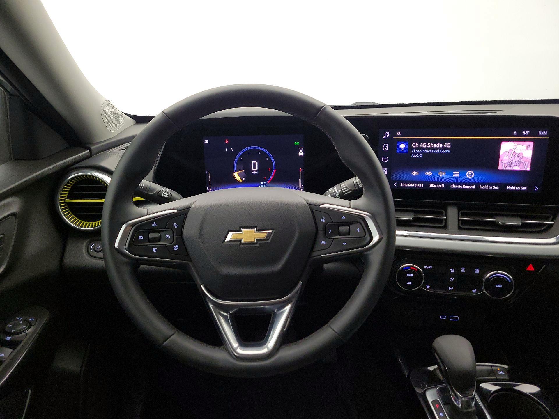 Thumbnail: 2024 Chevrolet Trax - 10