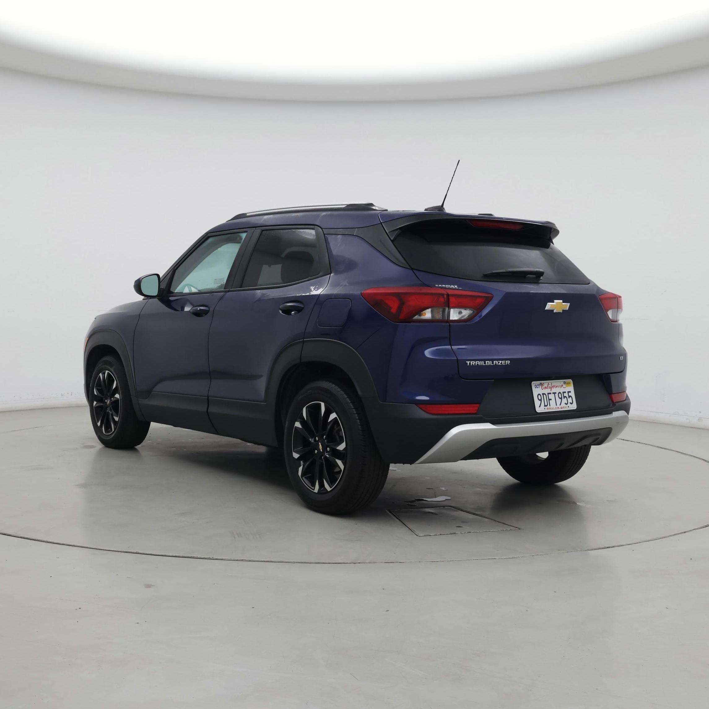 Thumbnail: 2023 Chevrolet TrailBlazer - 2