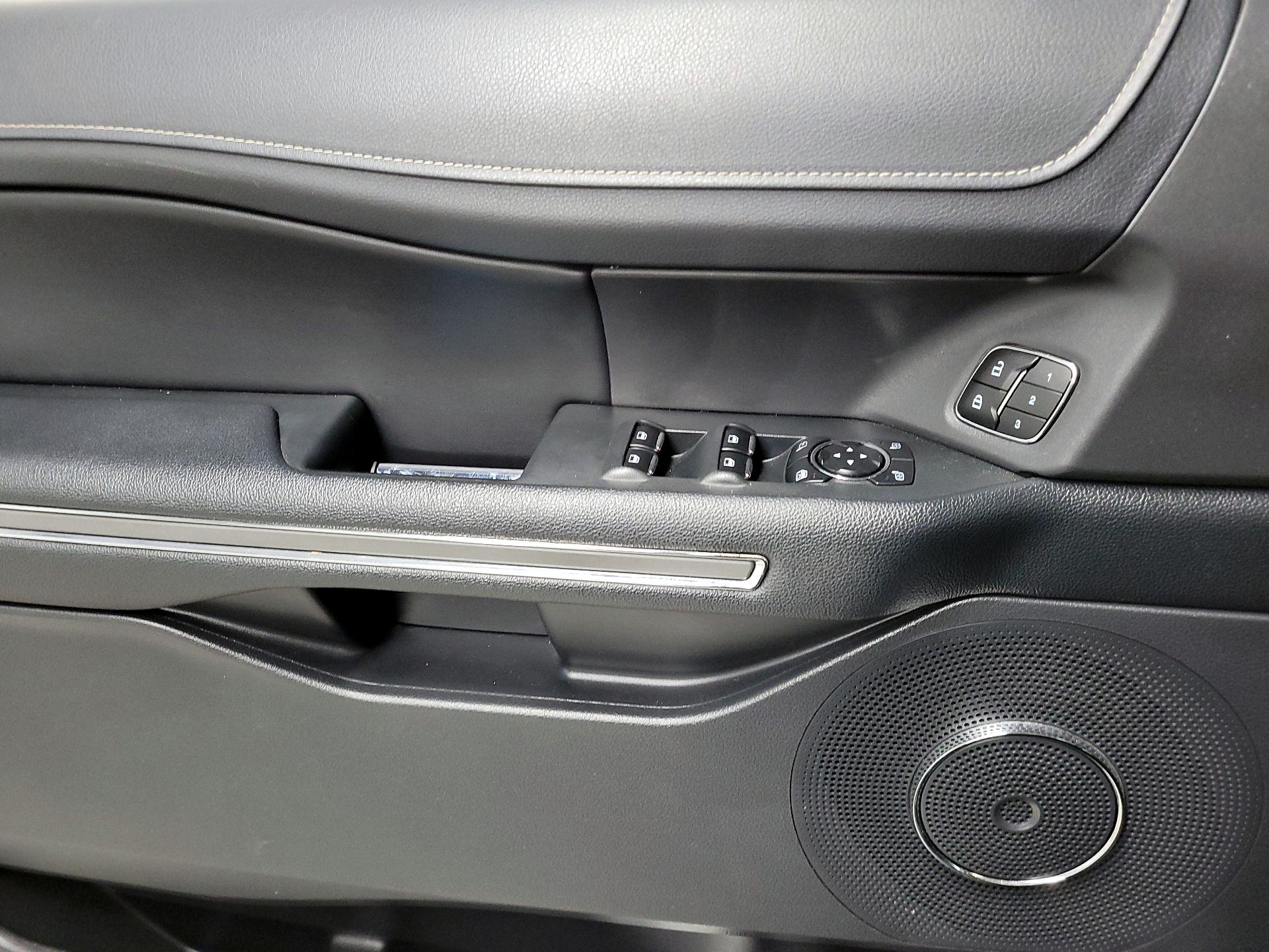 Thumbnail: 2024 Ford Expedition - 10