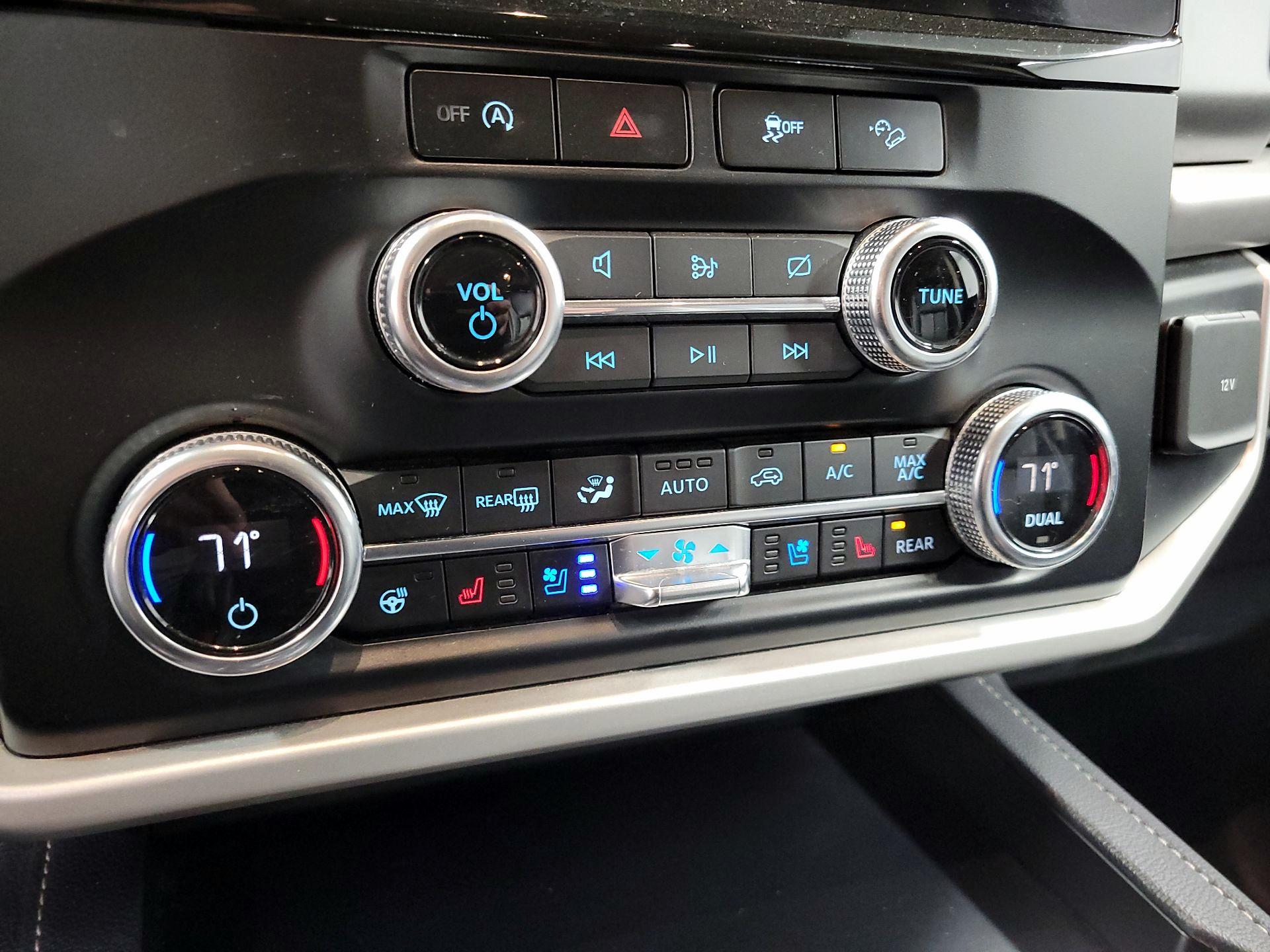 Thumbnail: 2024 Ford Expedition - 15