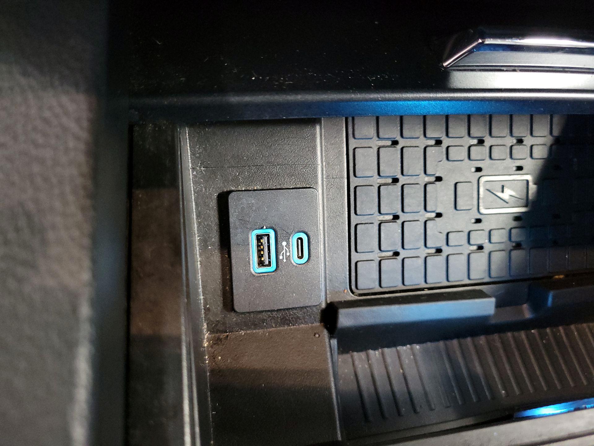 Thumbnail: 2024 Ford Expedition - 17