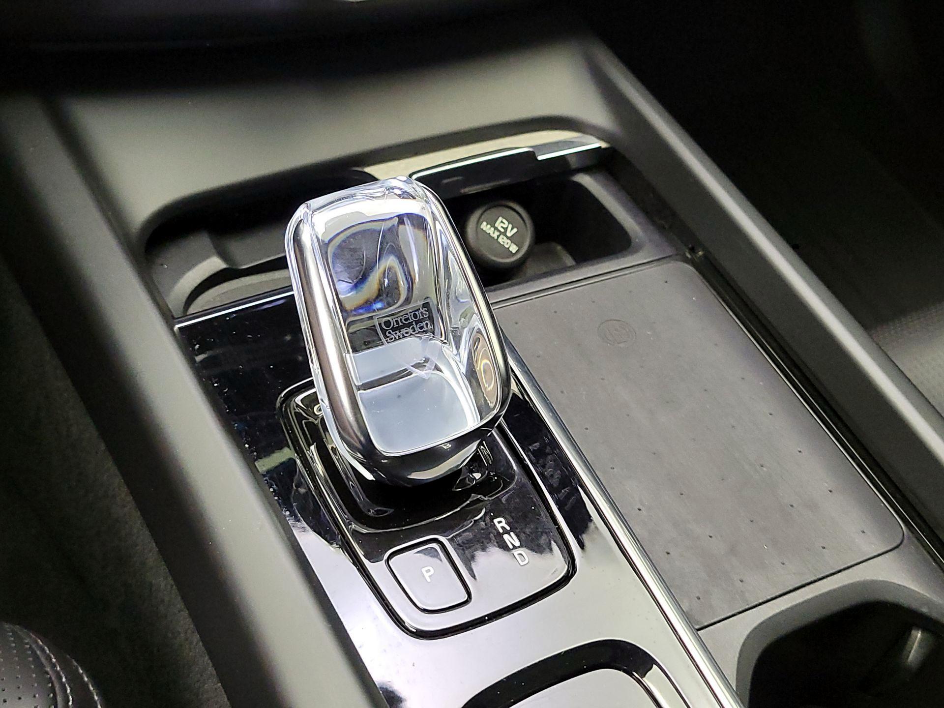 Thumbnail: 2022 Volvo XC60 - 17