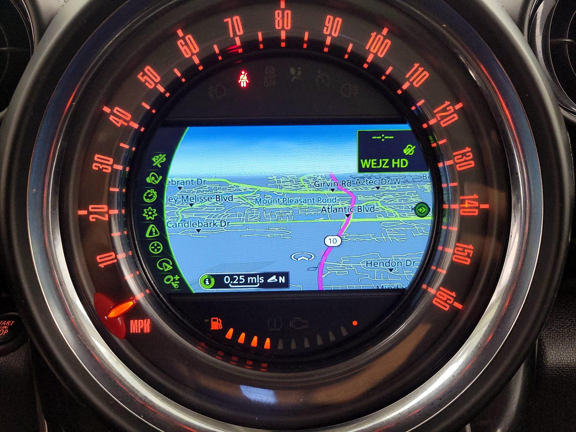 Thumbnail: 2015 MINI Cooper Countryman - 13