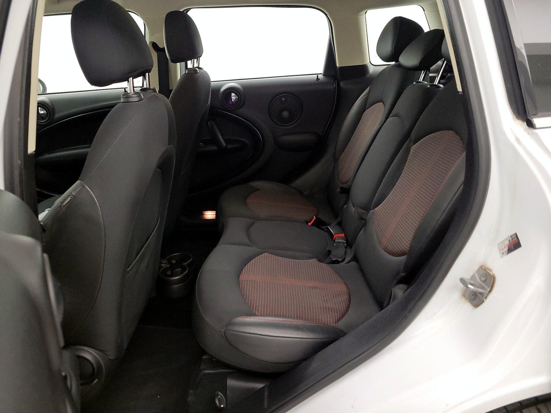 Thumbnail: 2015 MINI Cooper Countryman - 19