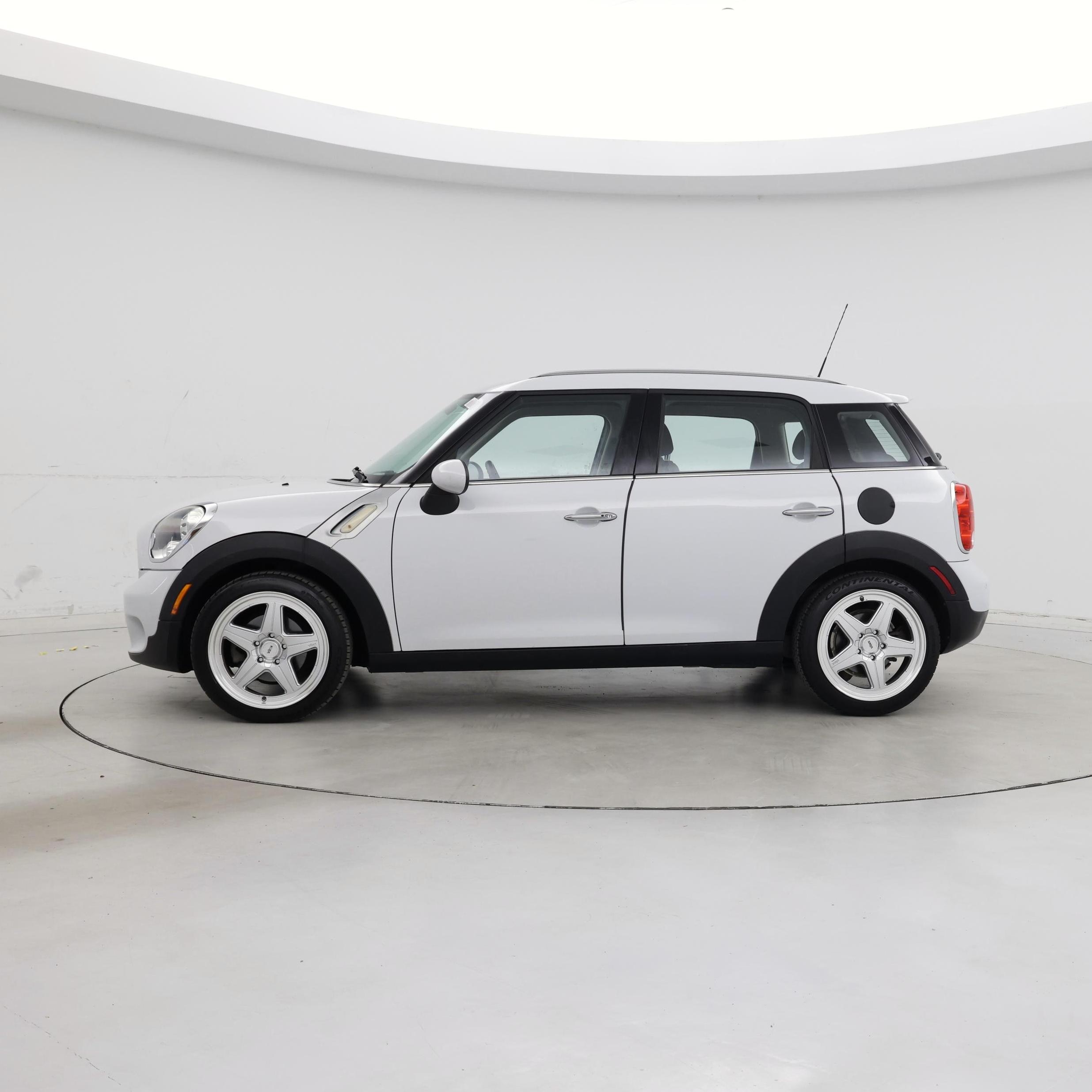 Thumbnail: 2015 MINI Cooper Countryman - 3