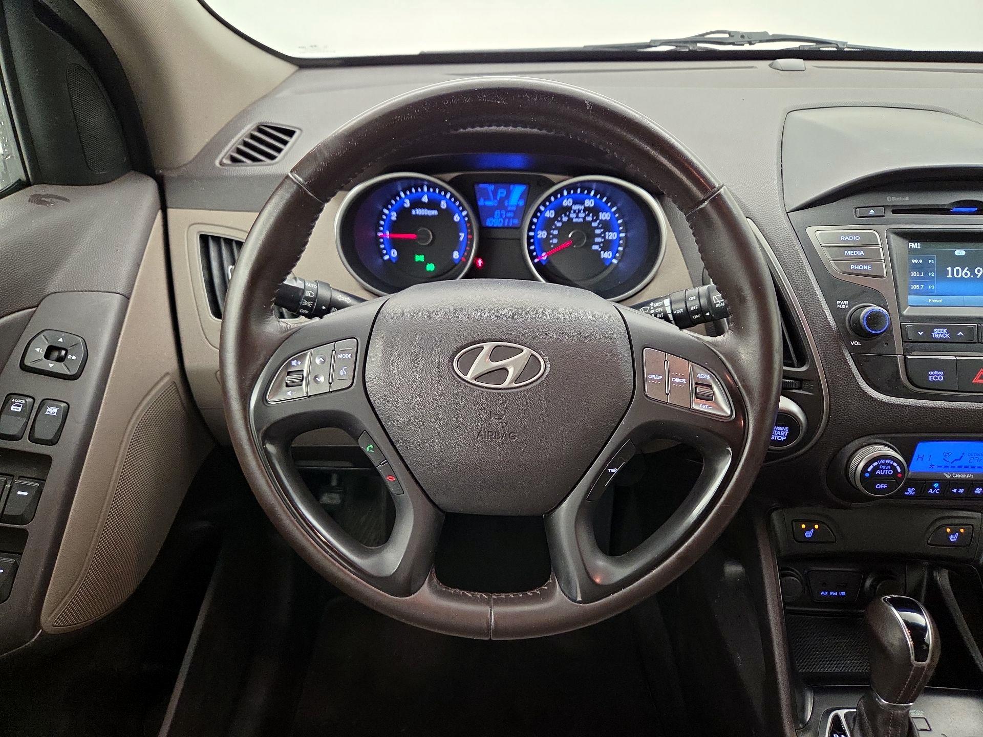 Thumbnail: 2015 Hyundai Tucson - 10